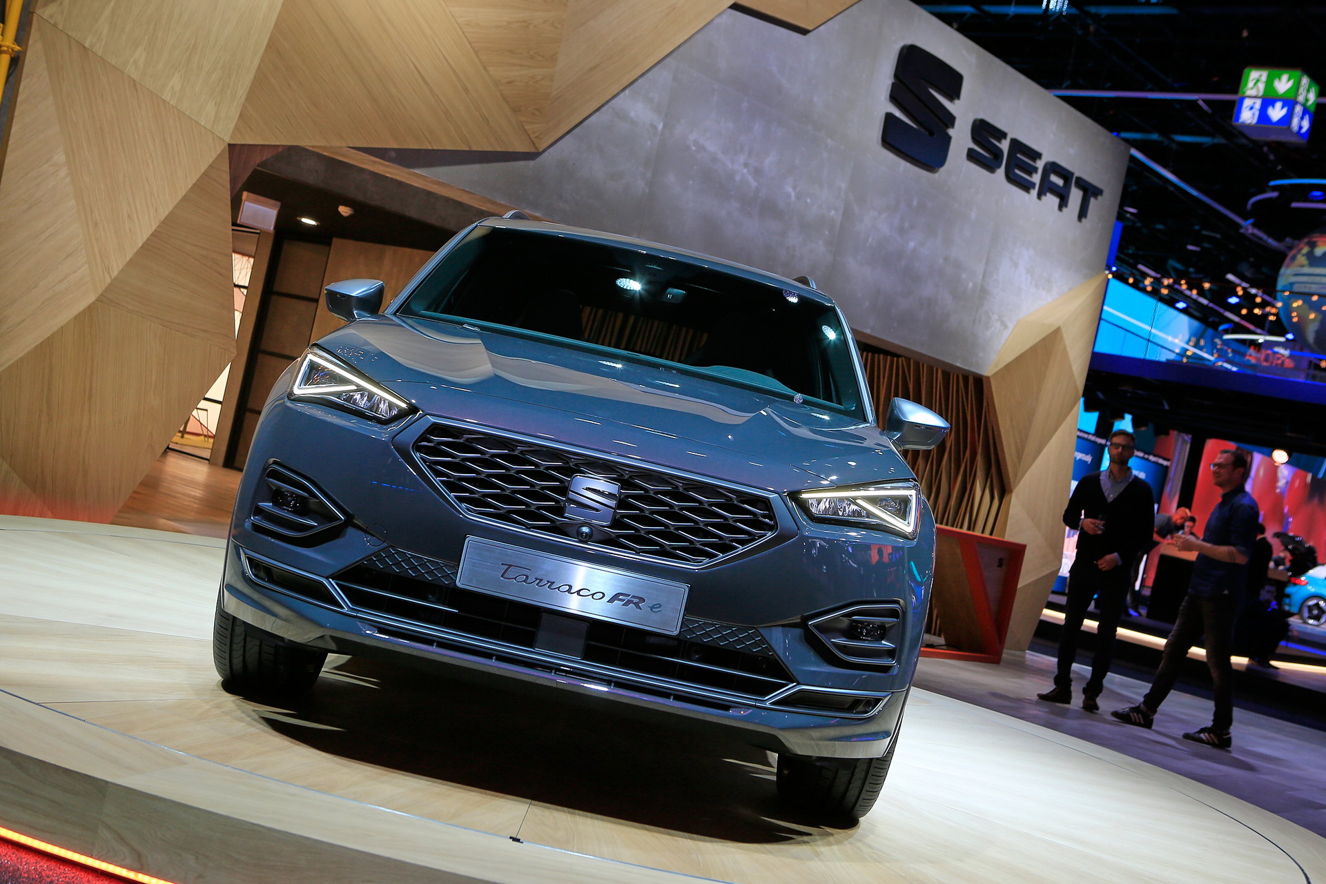 SEAT Tarraco PHEV Shows Up In Frankfurt In FR Trim With 241 HP