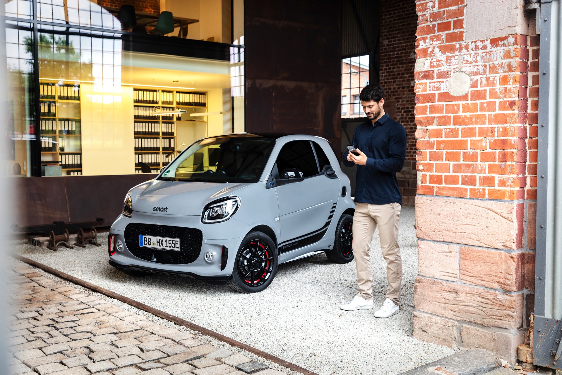 2020 Smart EQ ForTwo And ForFour Revealed With New Looks, Same Dismal Powertrain