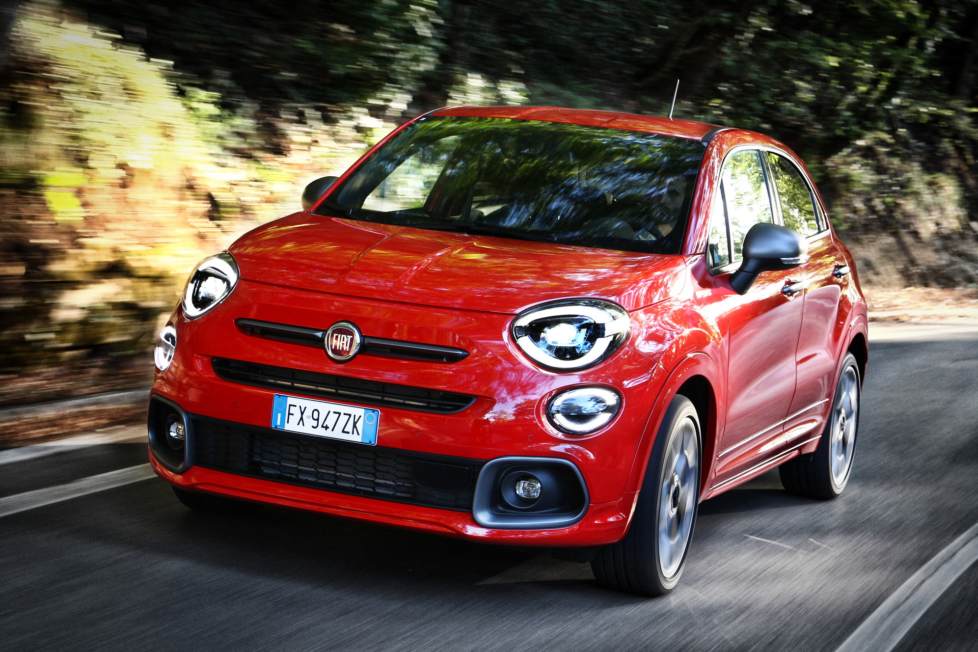New, Range-Topping Fiat 500X Sport Offers Better Handling And Sharper Looks