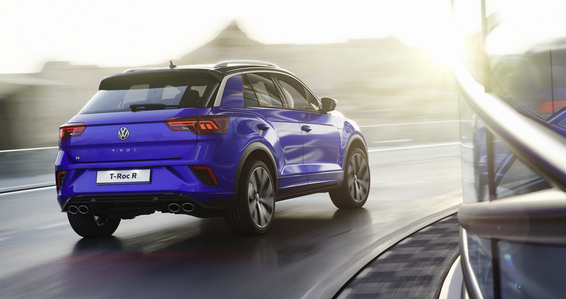VW T-Roc R Lands In UK With 296 HP And £38,450 Price Tag