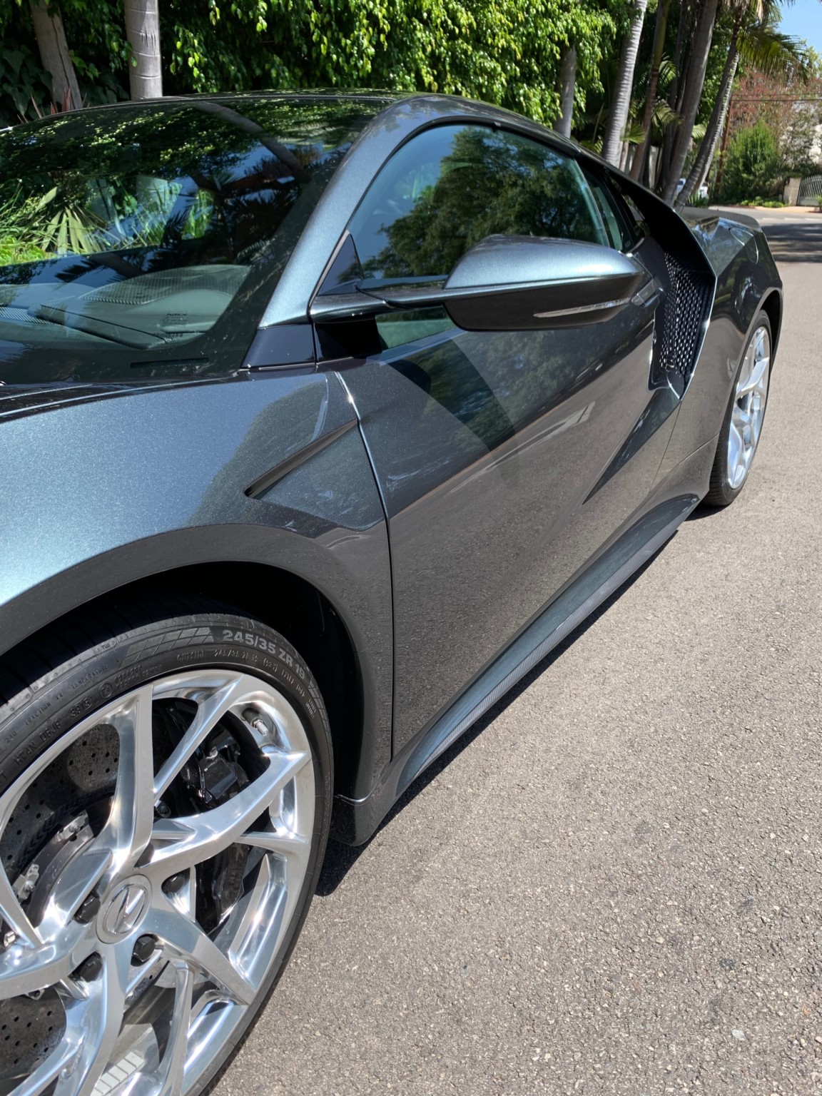 Seinfeld’s Low-Mileage 2017 Acura NSX Hits The Auction Block