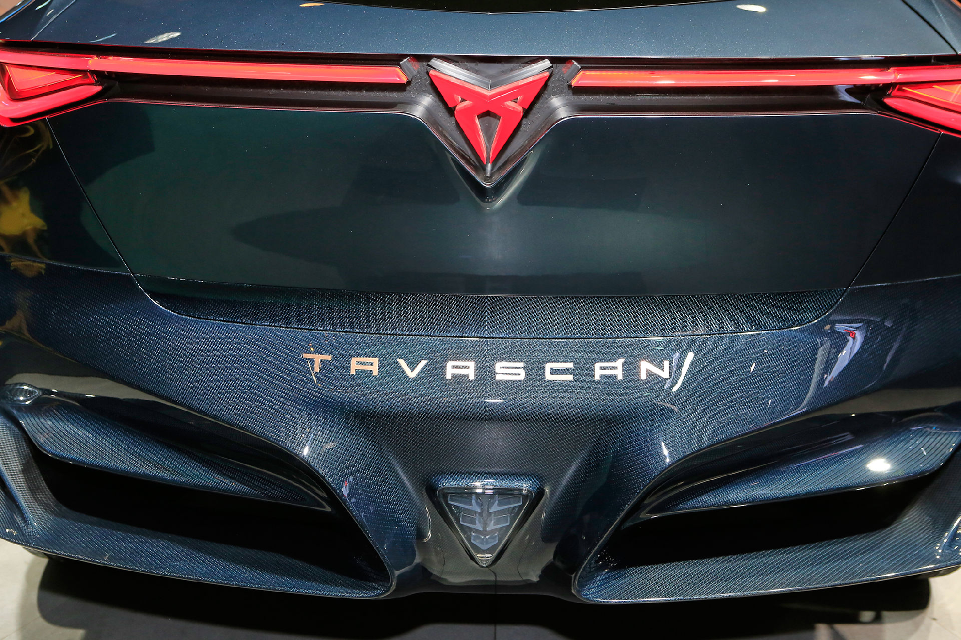 Cupra Tavascan Concept Is Full Of Drama As Brand Looks To Distance Itself From SEAT