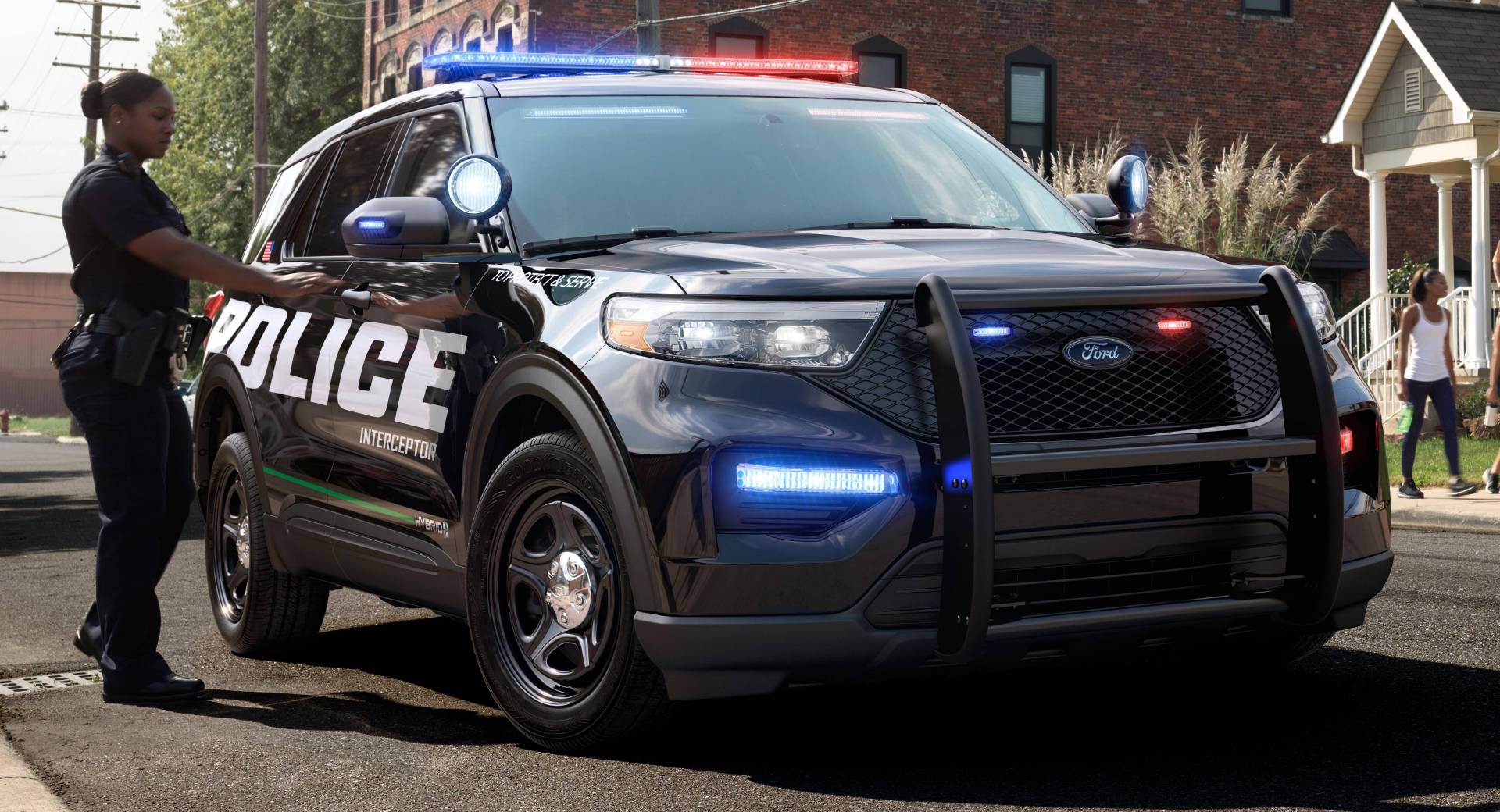 2020 Ford Police Interceptor Utility Hybrid Is 41 More Efficient