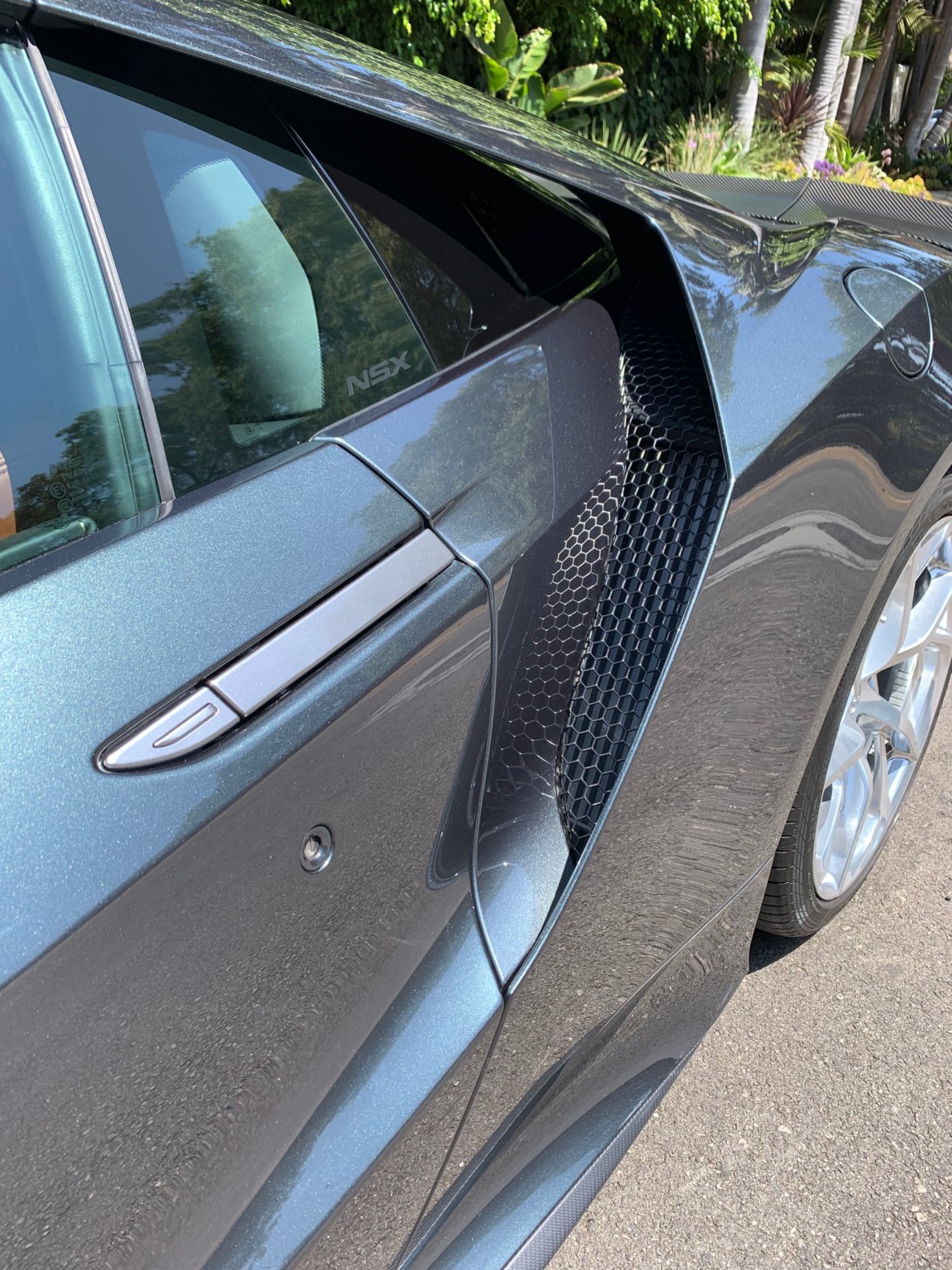 Seinfeld’s Low-Mileage 2017 Acura NSX Hits The Auction Block