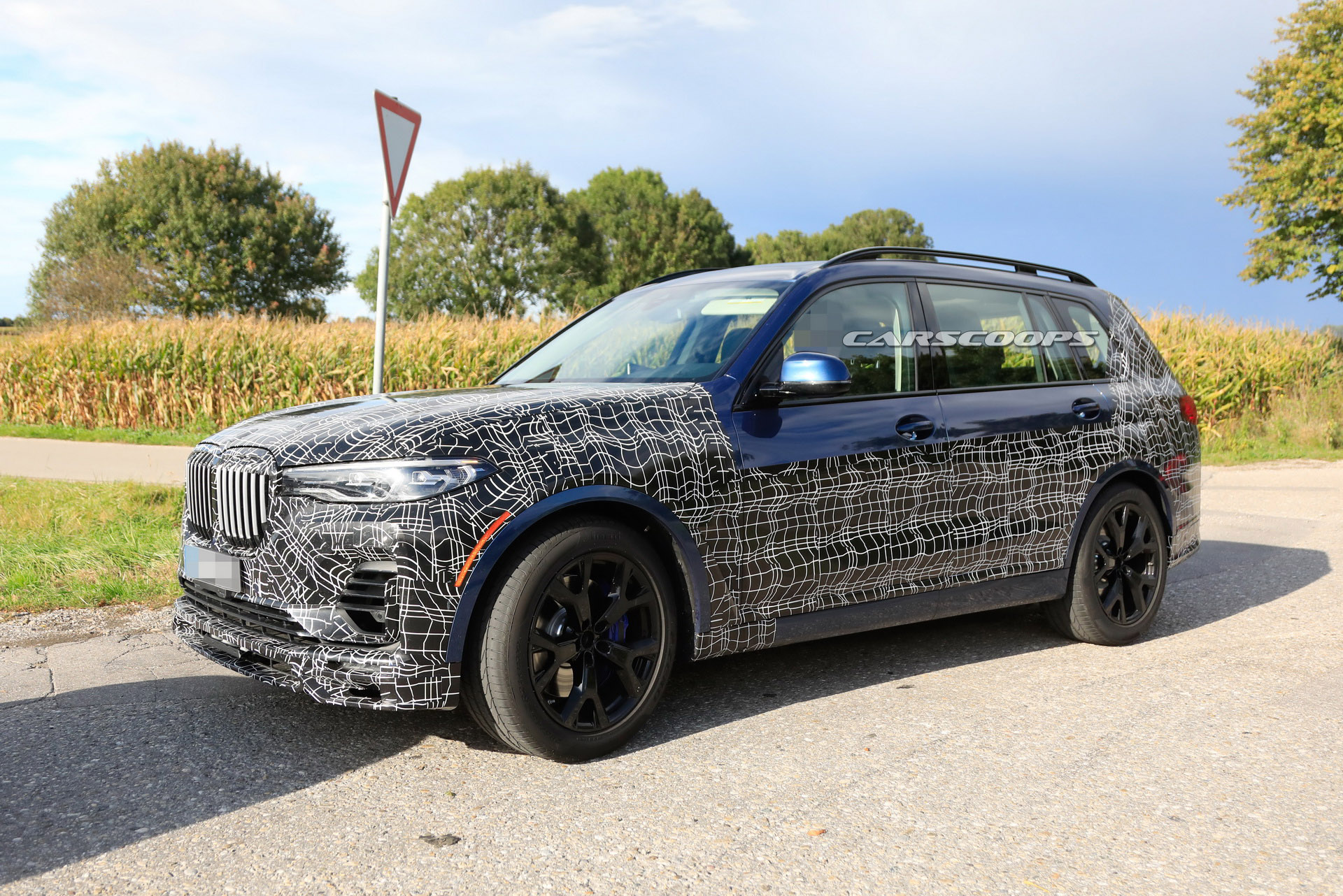 2020 Alpina XB7 Spotted Wearing Full Production Body
