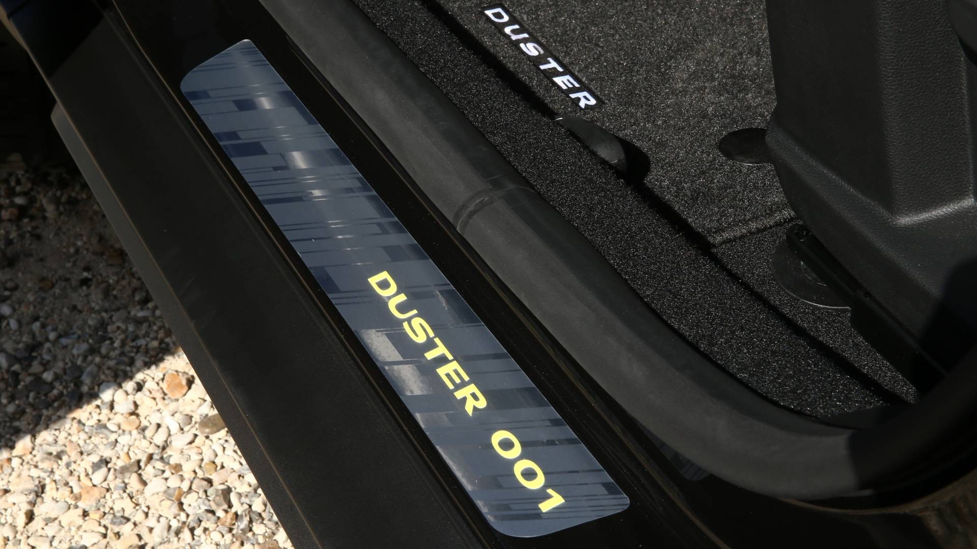 France-Only Dacia Duster Black Collector Edition Goes On Sale Exclusively Online