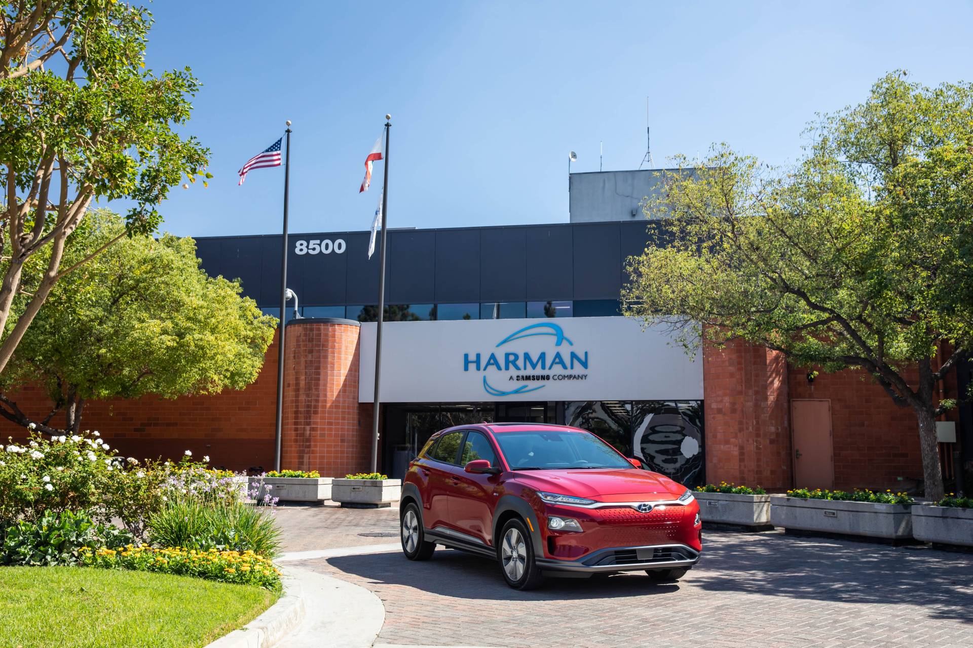 2020 Hyundai Kona Electric Gains 10.25-Inch Touchscreen, Battery Warmer System