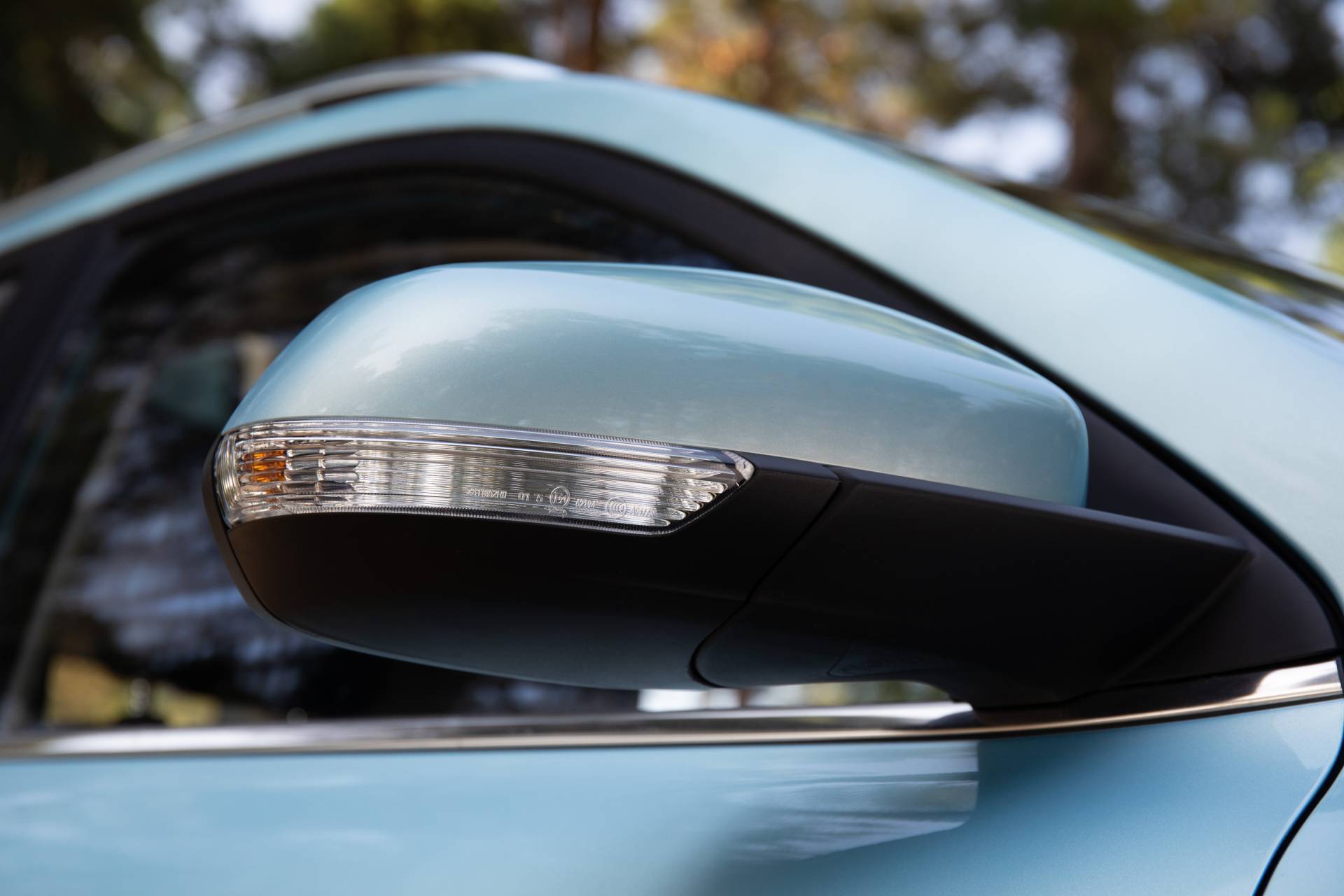 MG Racks Up 2,000 Orders For ZS EV, Extends Discounts To Next 1,000 Buyers