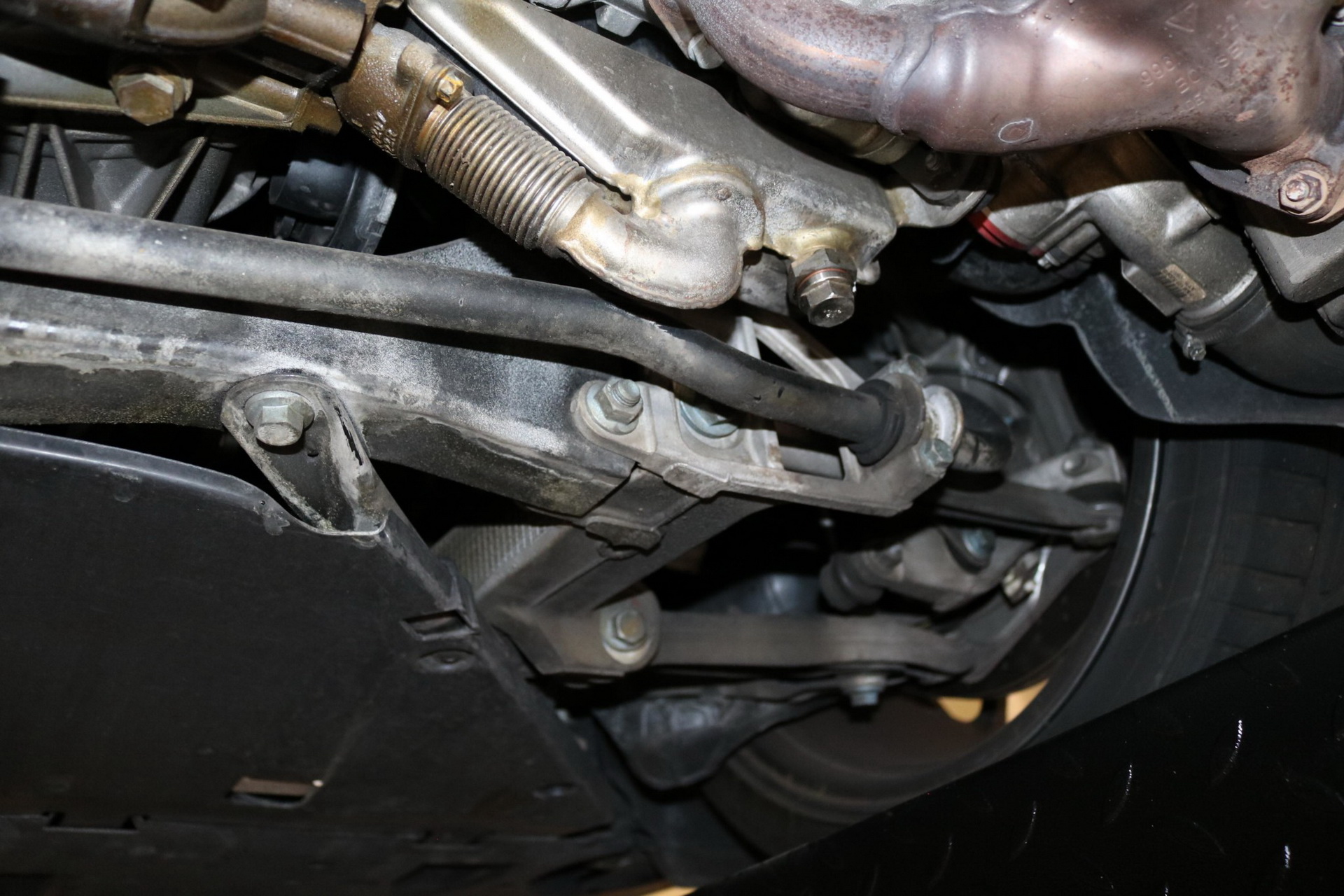 2007 Porsche 911 Turbo Wants To Entice You With Its 6-Speed Manual And Carbon Package