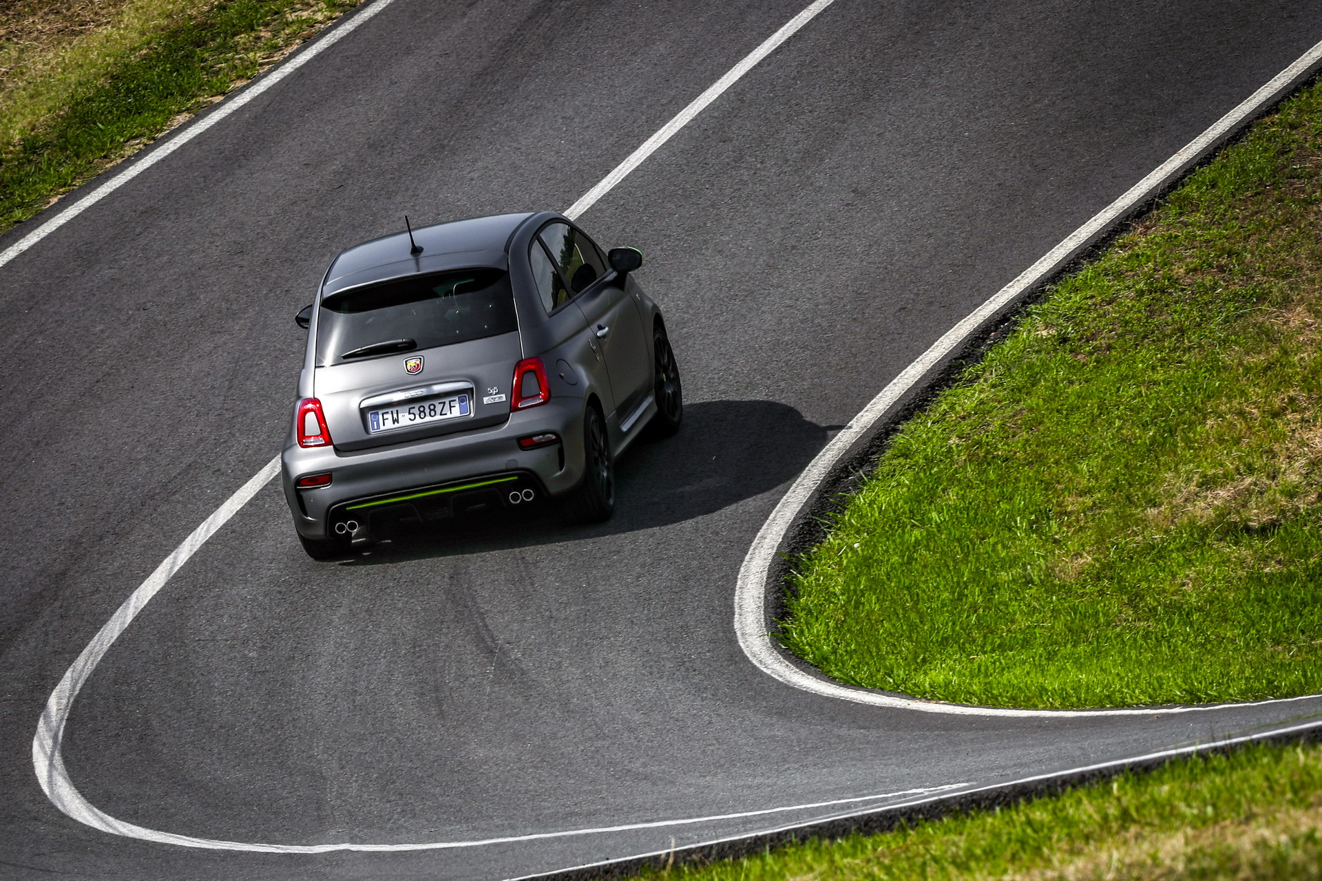 New Abarth 595 Pista Packs 165 PS In A More Focused Chassis
