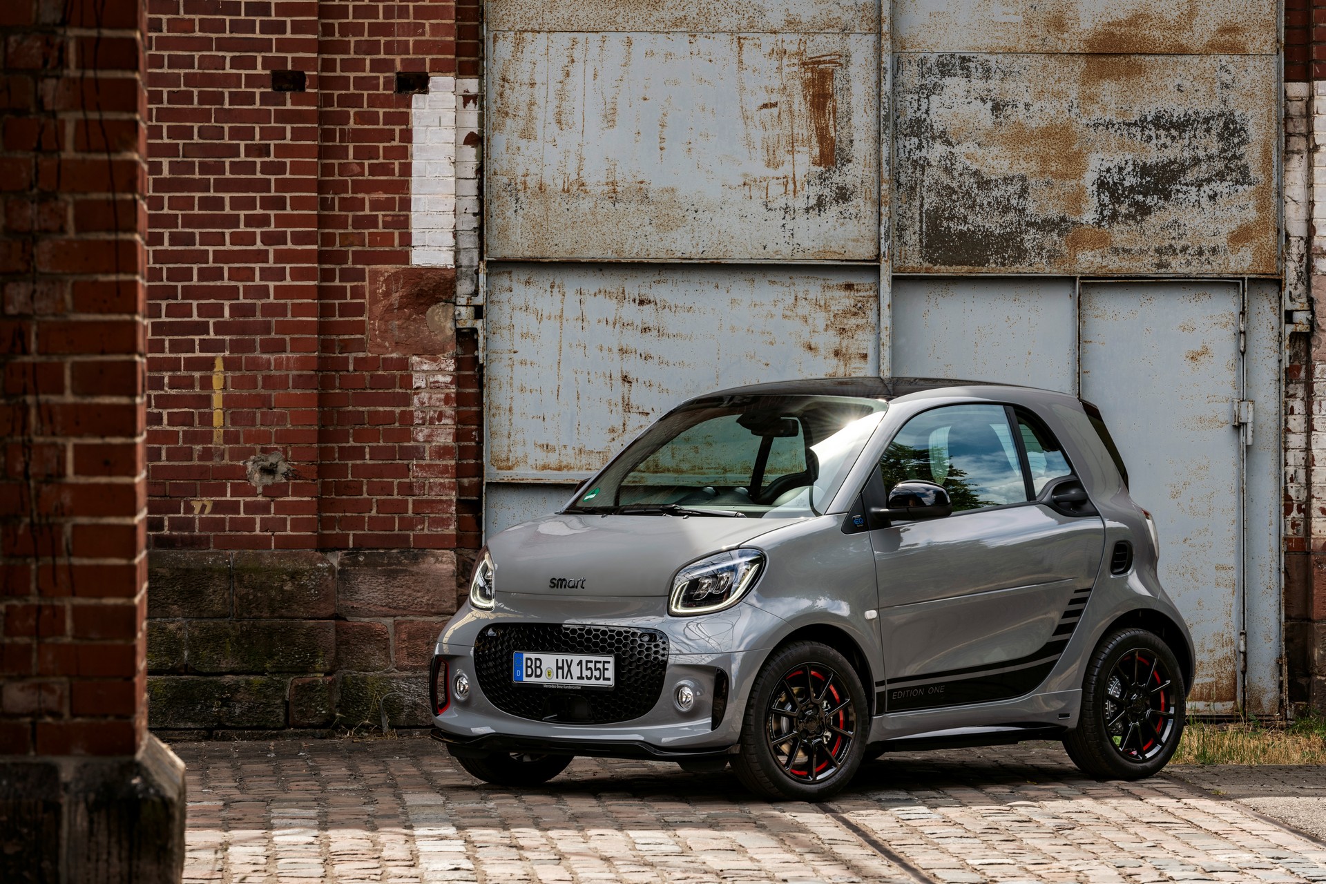 2020 Smart EQ ForTwo And ForFour Revealed With New Looks, Same Dismal Powertrain