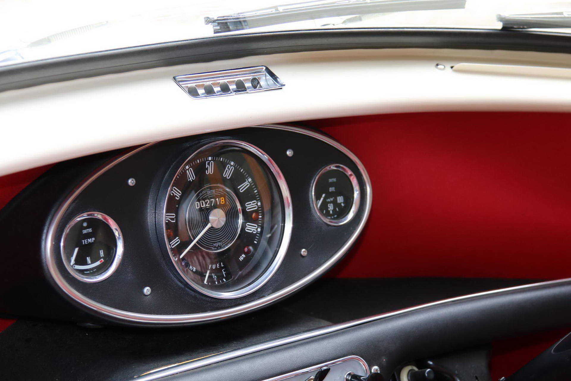 Original 1968 Mini With Just 271 Miles Is A Time Warp Machine