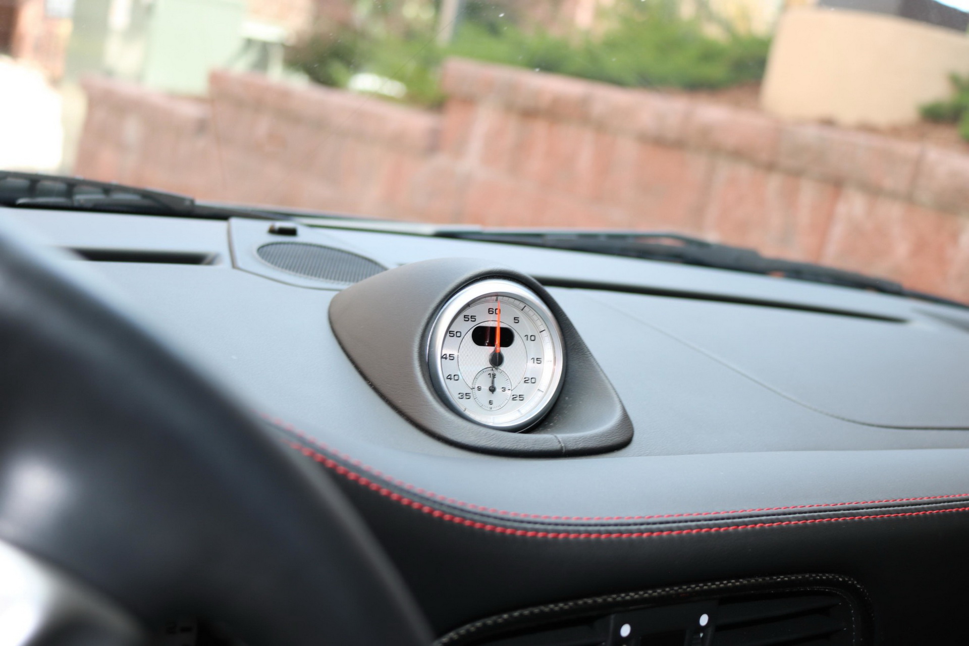 2007 Porsche 911 Turbo Wants To Entice You With Its 6-Speed Manual And Carbon Package