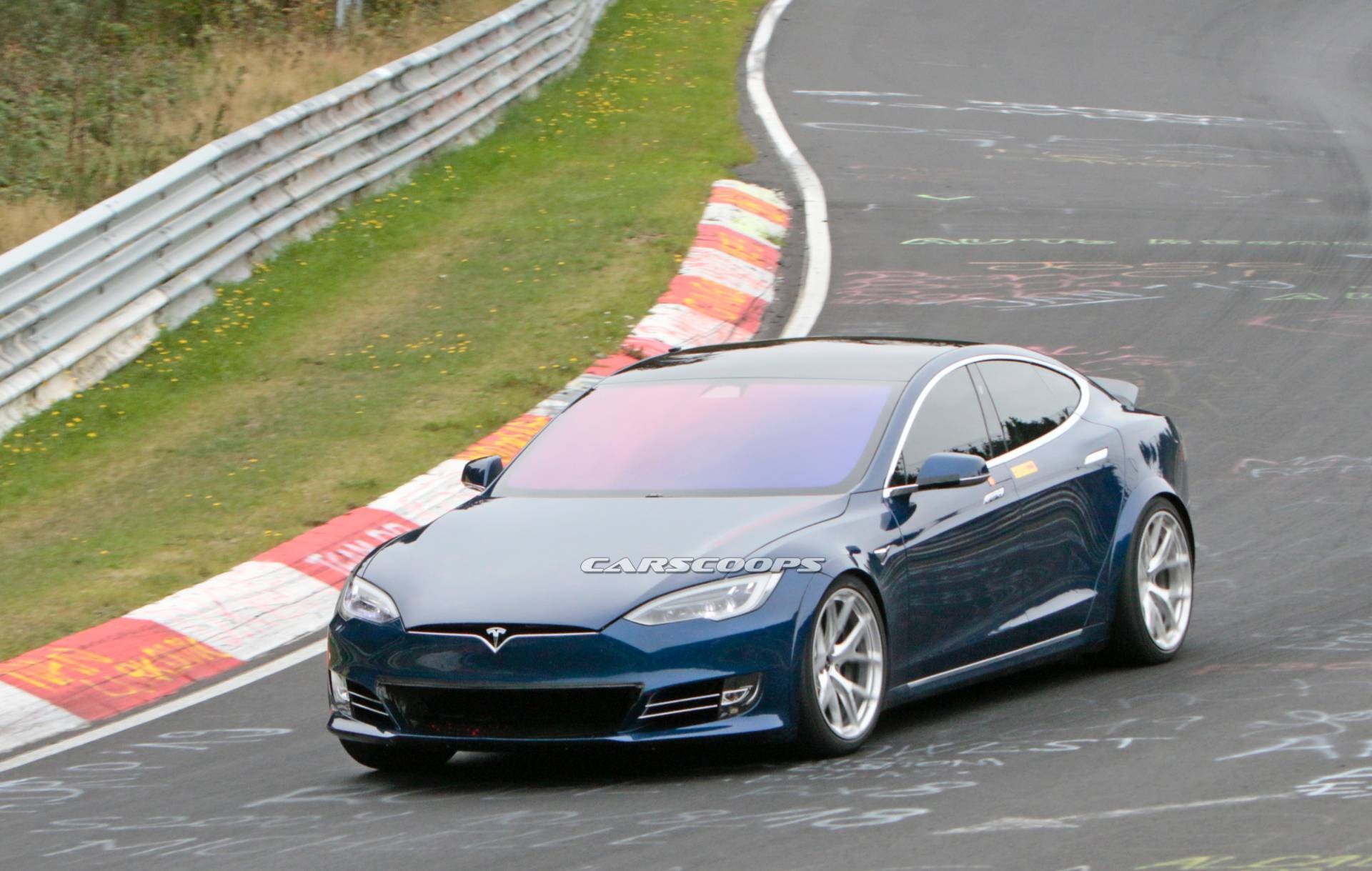 Tesla Model S Prototype Allegedly Demolishes Porsche Taycan’s ‘Ring Lap Record