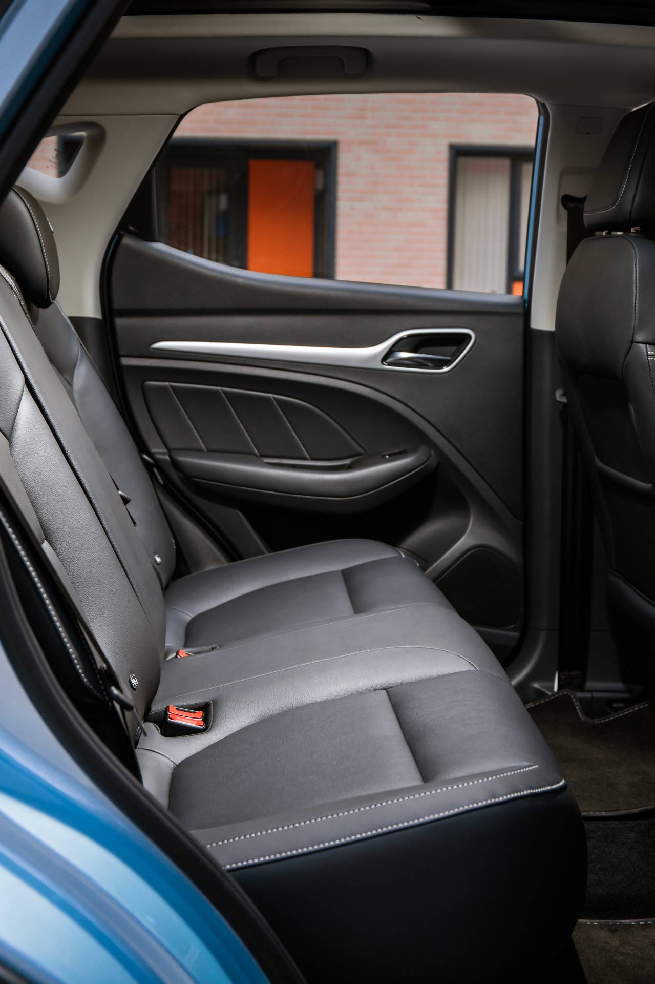 MG Racks Up 2,000 Orders For ZS EV, Extends Discounts To Next 1,000 Buyers