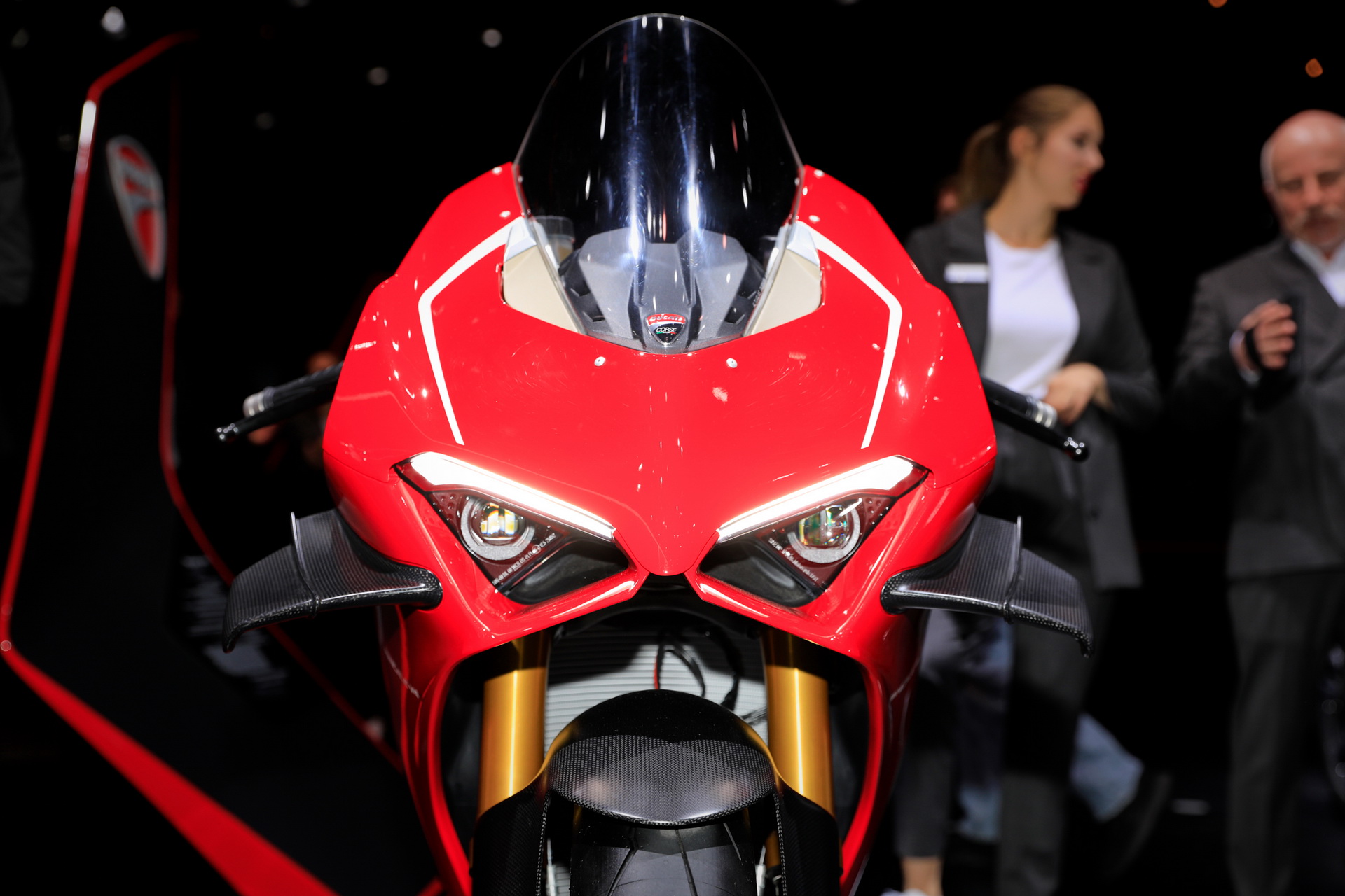 Glossy Red 2020 Audi RS6 Avant Is Frankfurt’s Most Extreme Family Car (And We Love It For That)