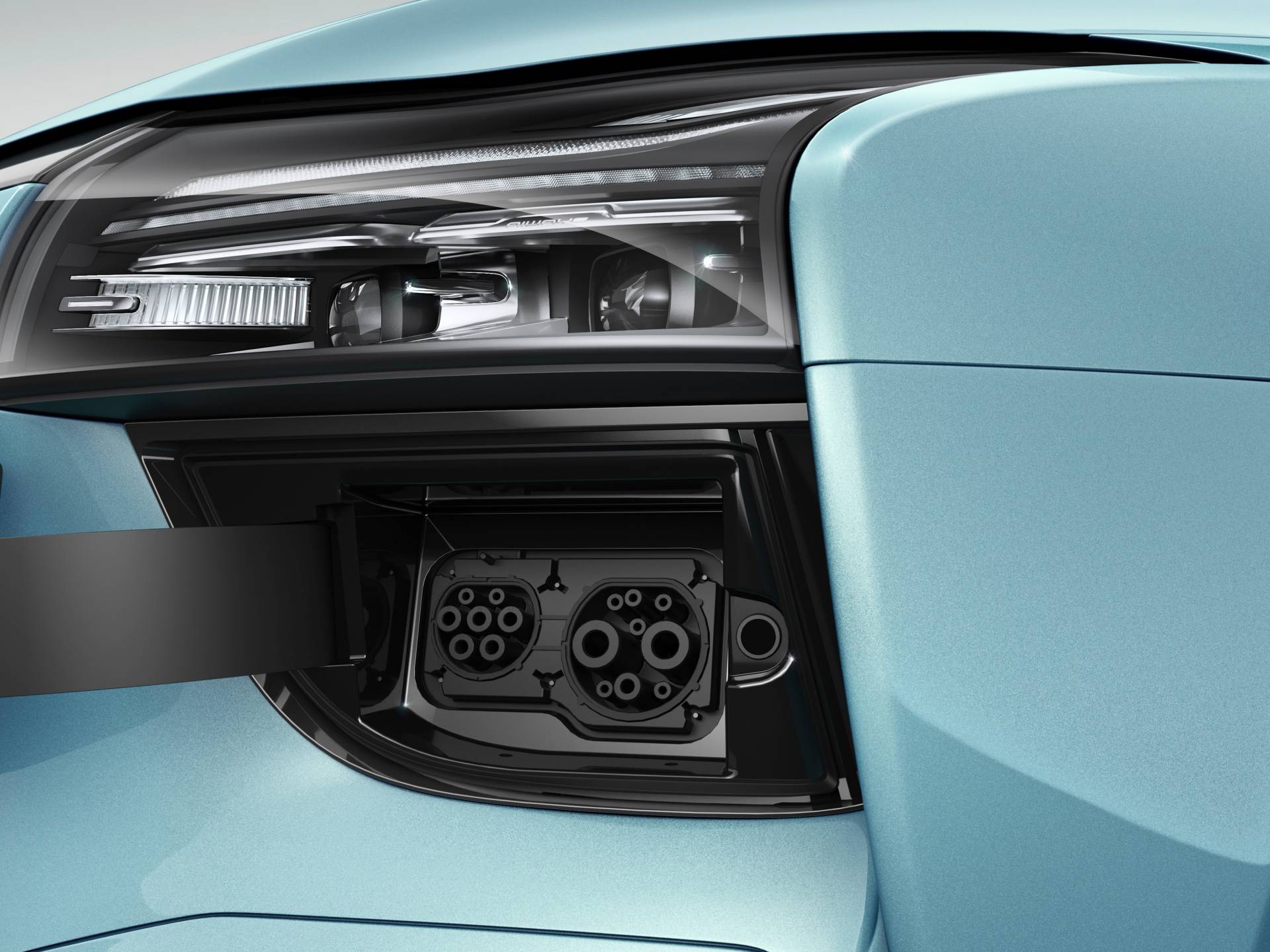 Aiways U5 EV Reaches Frankfurt After Epic 9,334-Mile Drive From China, Sets World Record