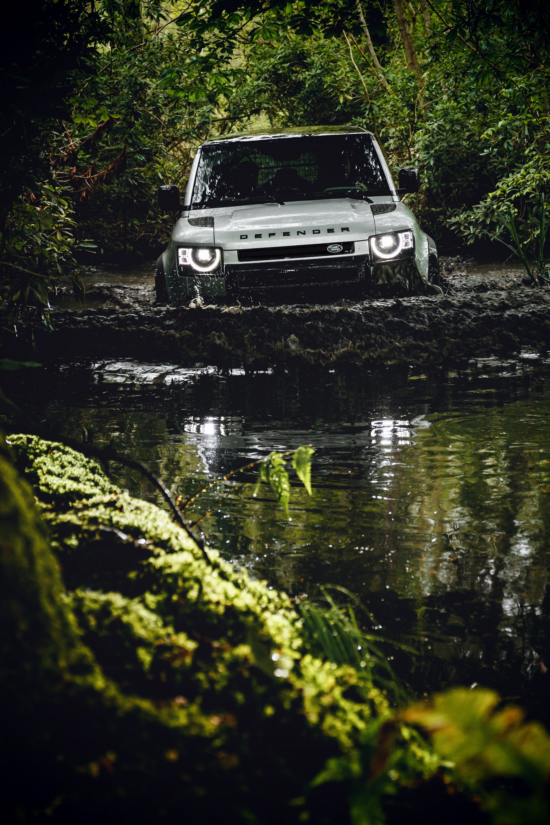 Land Rover Is Obsessed With Improving Reliability Of Its Tech