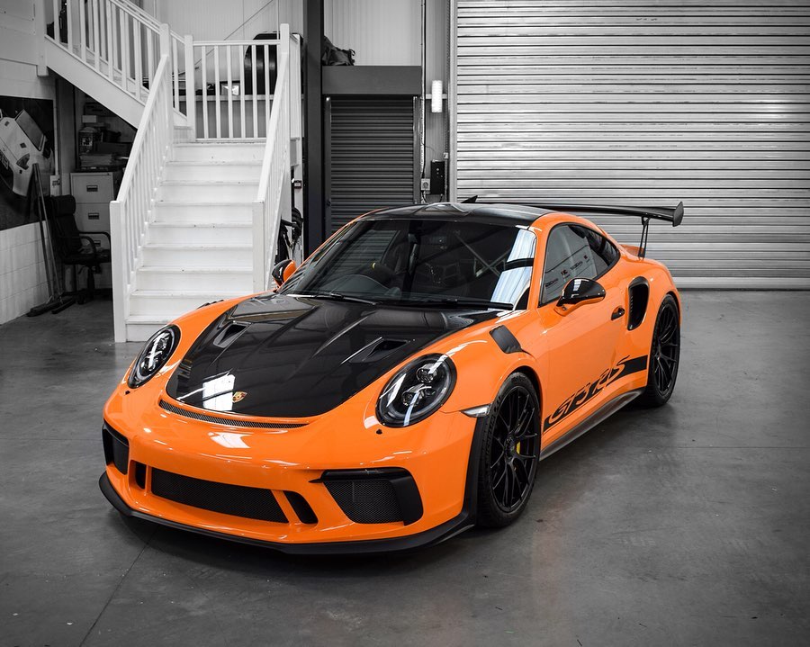 Confused? This 2019 Porsche 911 GT3 RS (991.2) Was Custom Ordered In The 997-Gen’s Colors