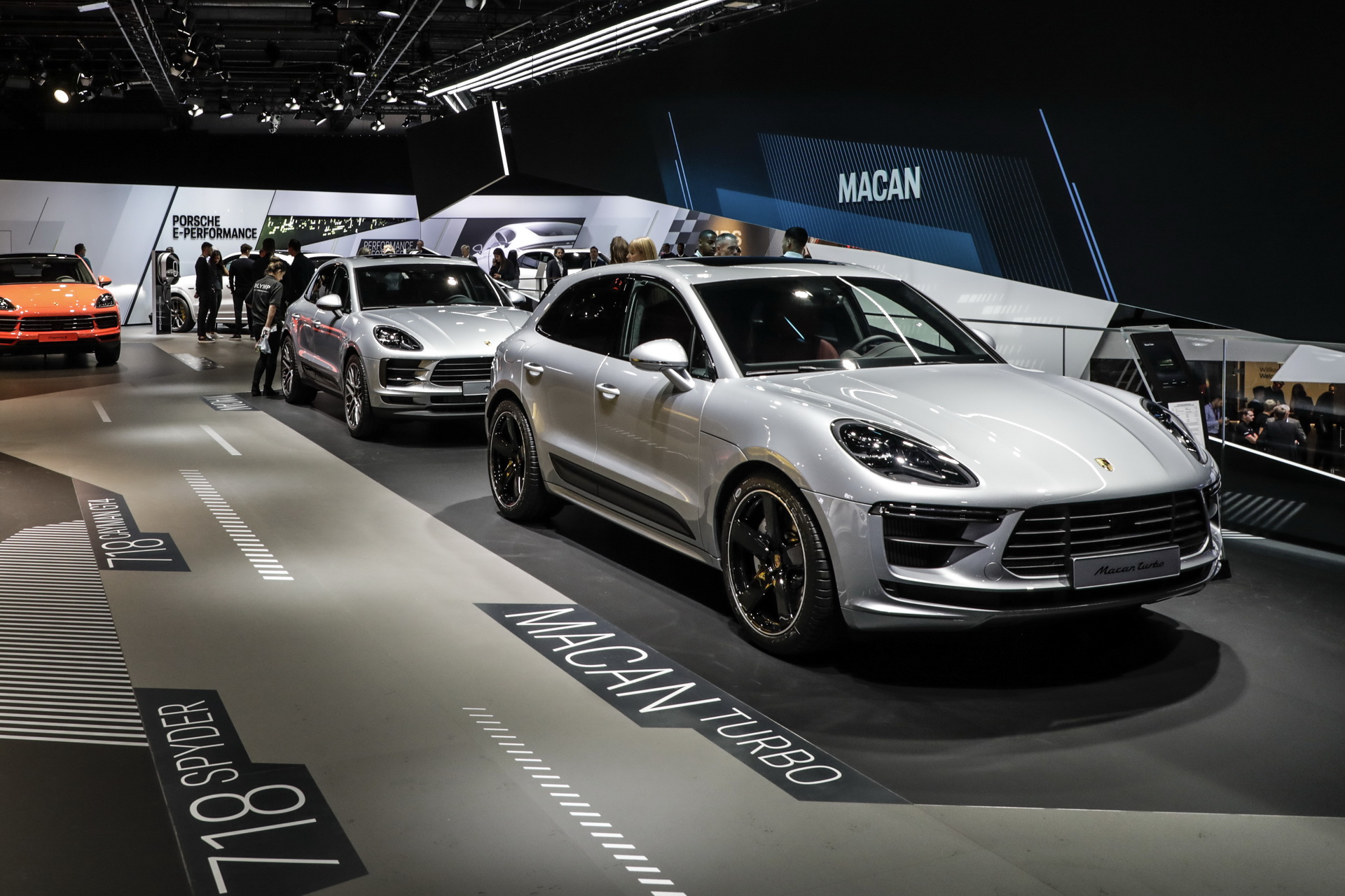 2020 Porsche Macan Turbo Debuts With 434 HP 2.9L Turbo V6
