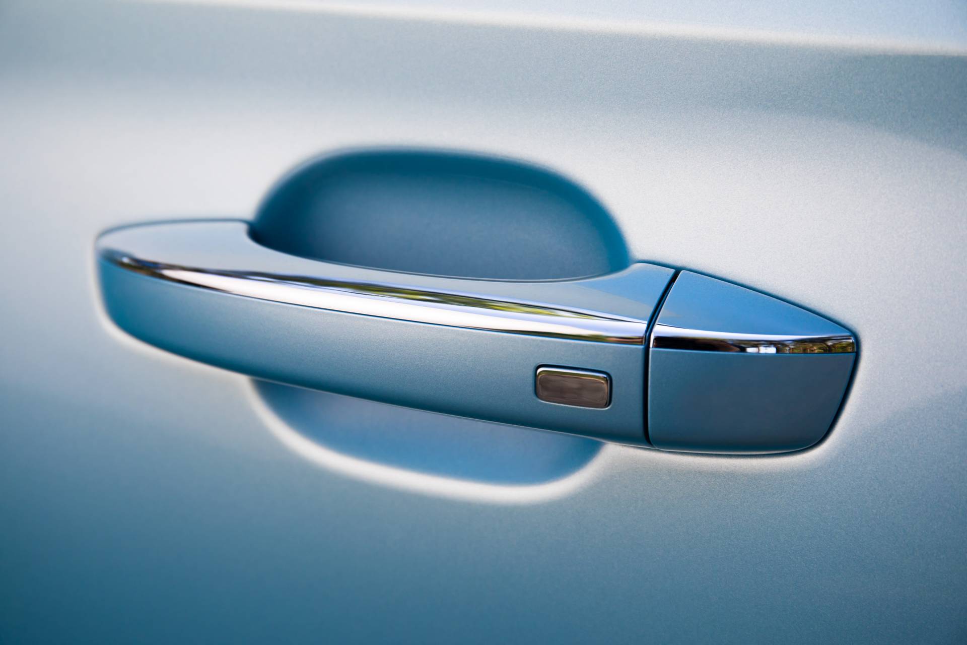 MG Racks Up 2,000 Orders For ZS EV, Extends Discounts To Next 1,000 Buyers