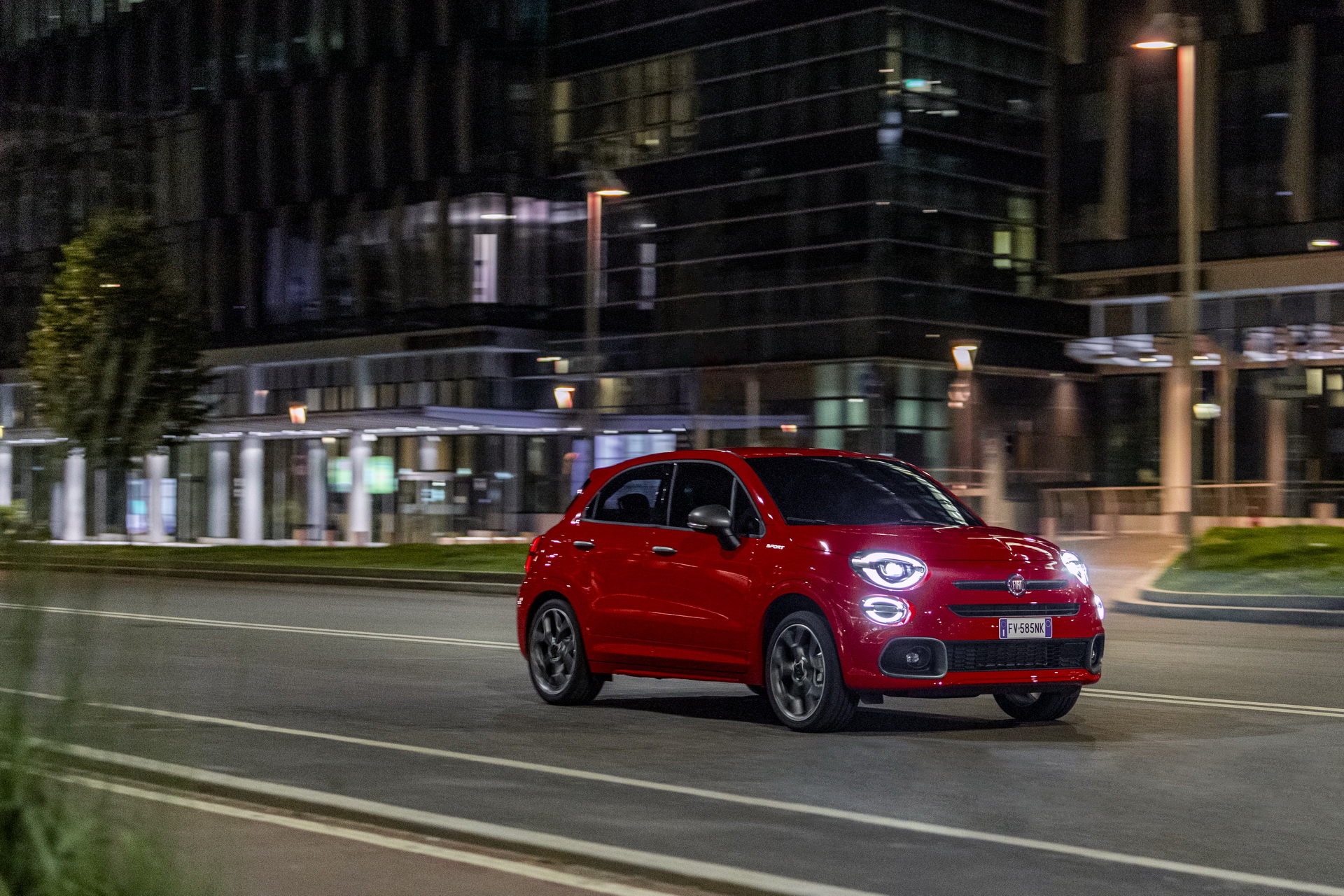 New, Range-Topping Fiat 500X Sport Offers Better Handling And Sharper Looks