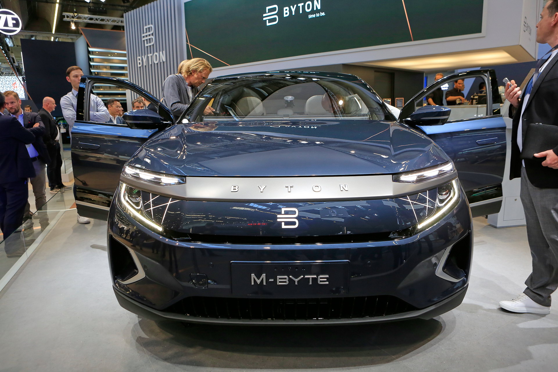 Production Byton M-Byte EV Retains Ginormous 48-Inch Digital Dash, Starts At €45,000