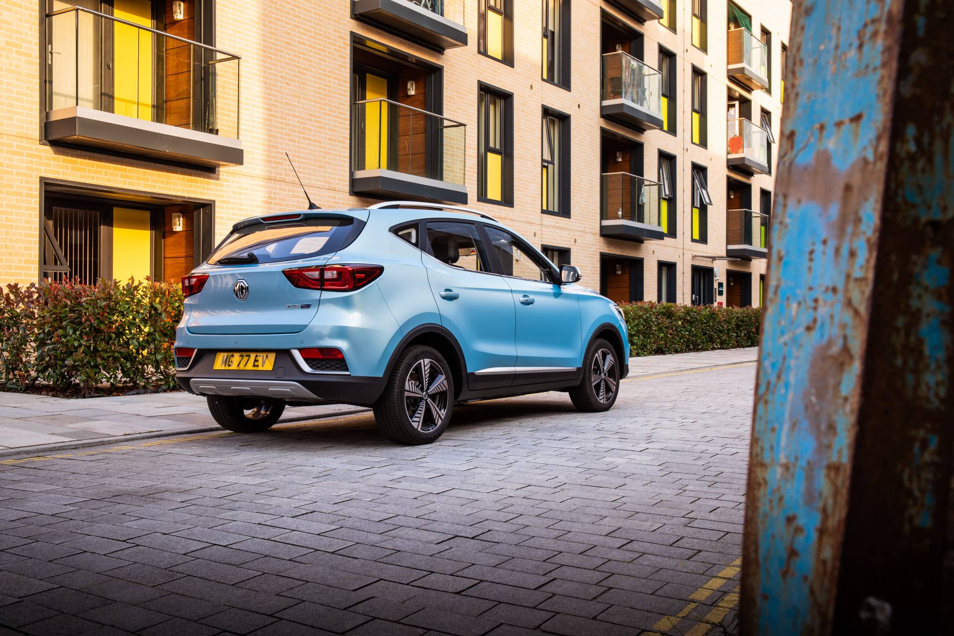 MG Racks Up 2,000 Orders For ZS EV, Extends Discounts To Next 1,000 Buyers