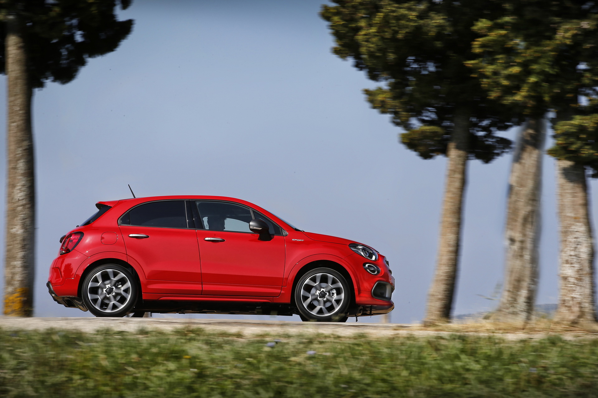 New, Range-Topping Fiat 500X Sport Offers Better Handling And Sharper Looks