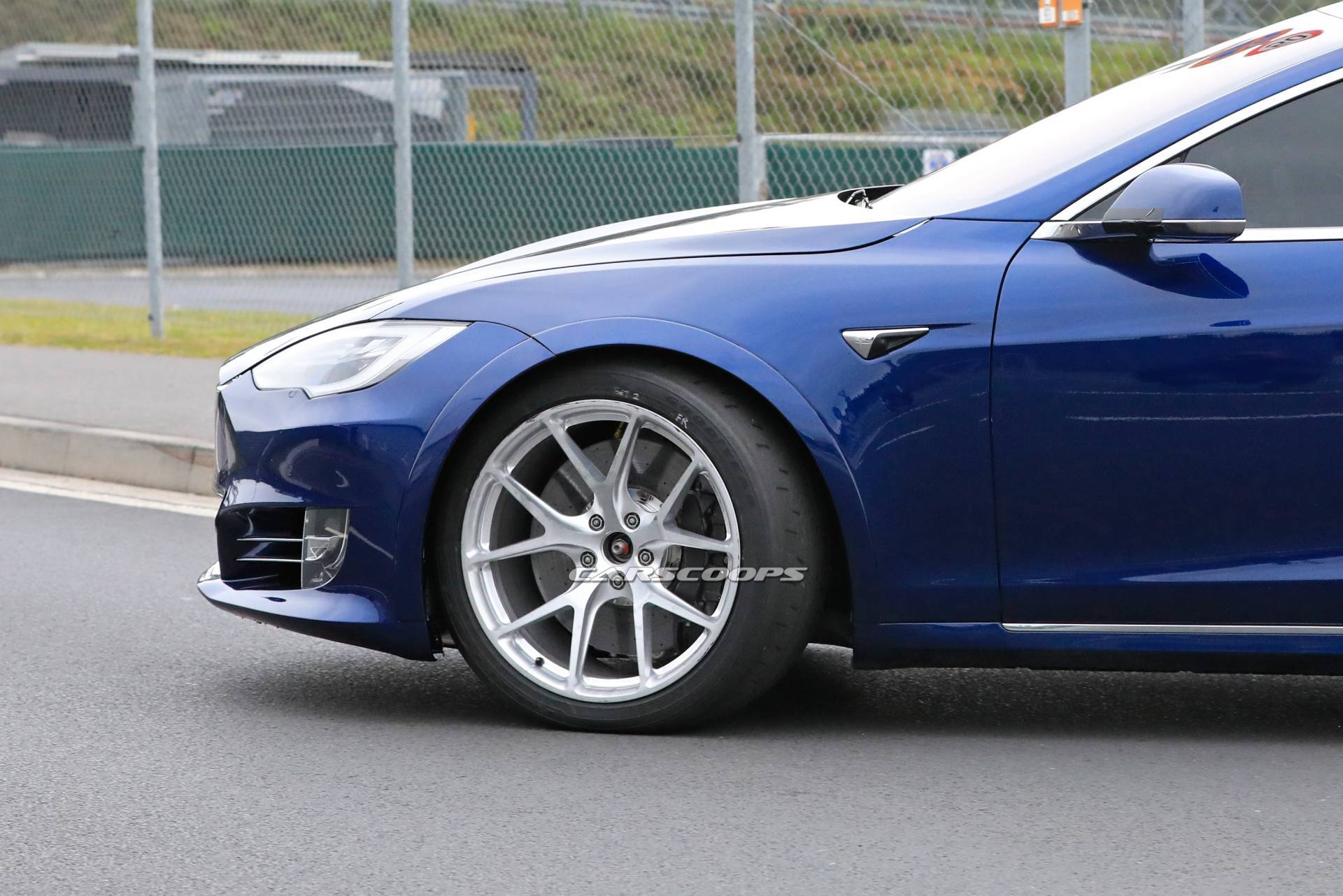 Tesla Model S Prototype Allegedly Demolishes Porsche Taycan’s ‘Ring Lap Record