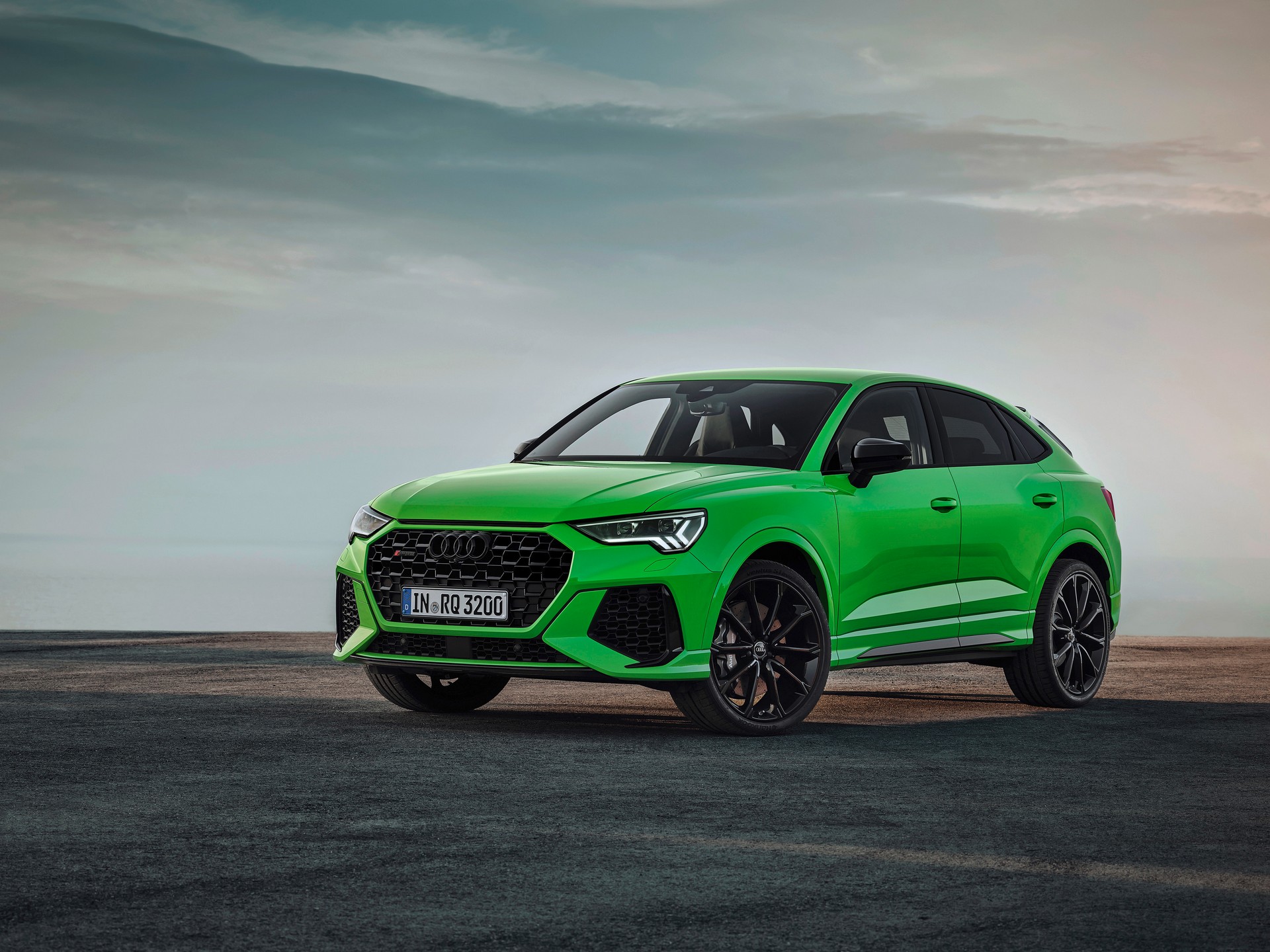 Audi RS Q3 And RS Q3 Sportback Debut With 395 HP