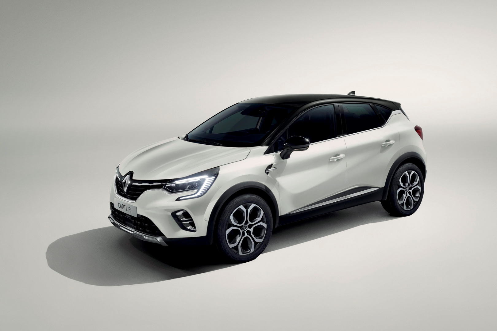All-New 2020 Renault Captur Wants To Rule Its Niche, Will Soon Add A PHEV To Its Arsenal