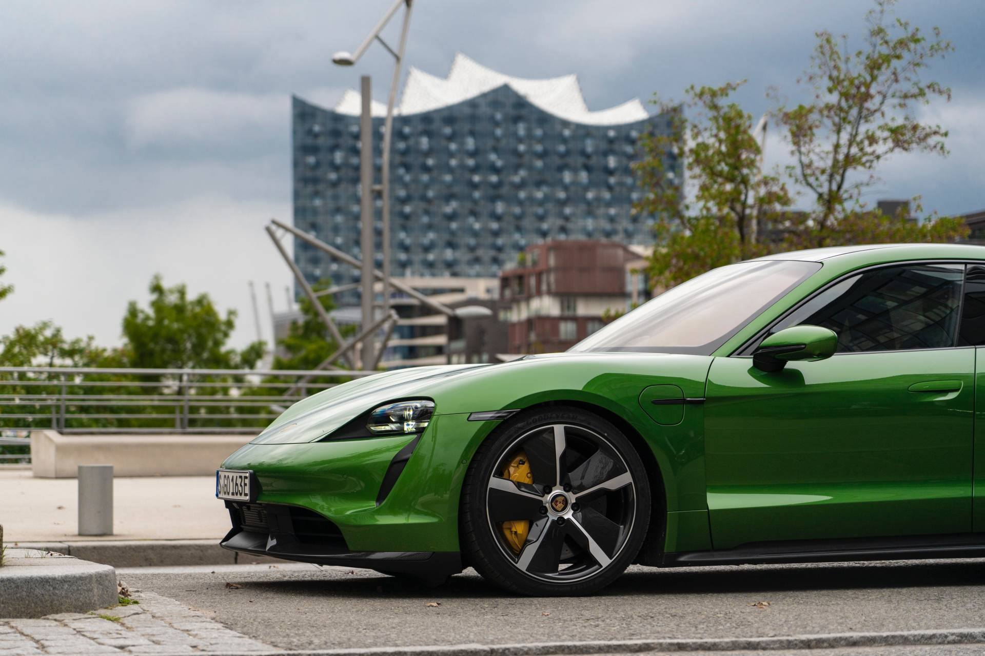 Forget About The Nürburgring – The 2020 Porsche Taycan Looks Best In Its Natural Habitat