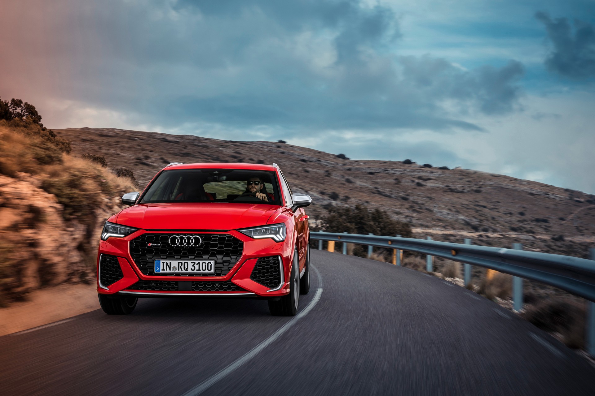 Audi RS Q3 And RS Q3 Sportback Debut With 395 HP