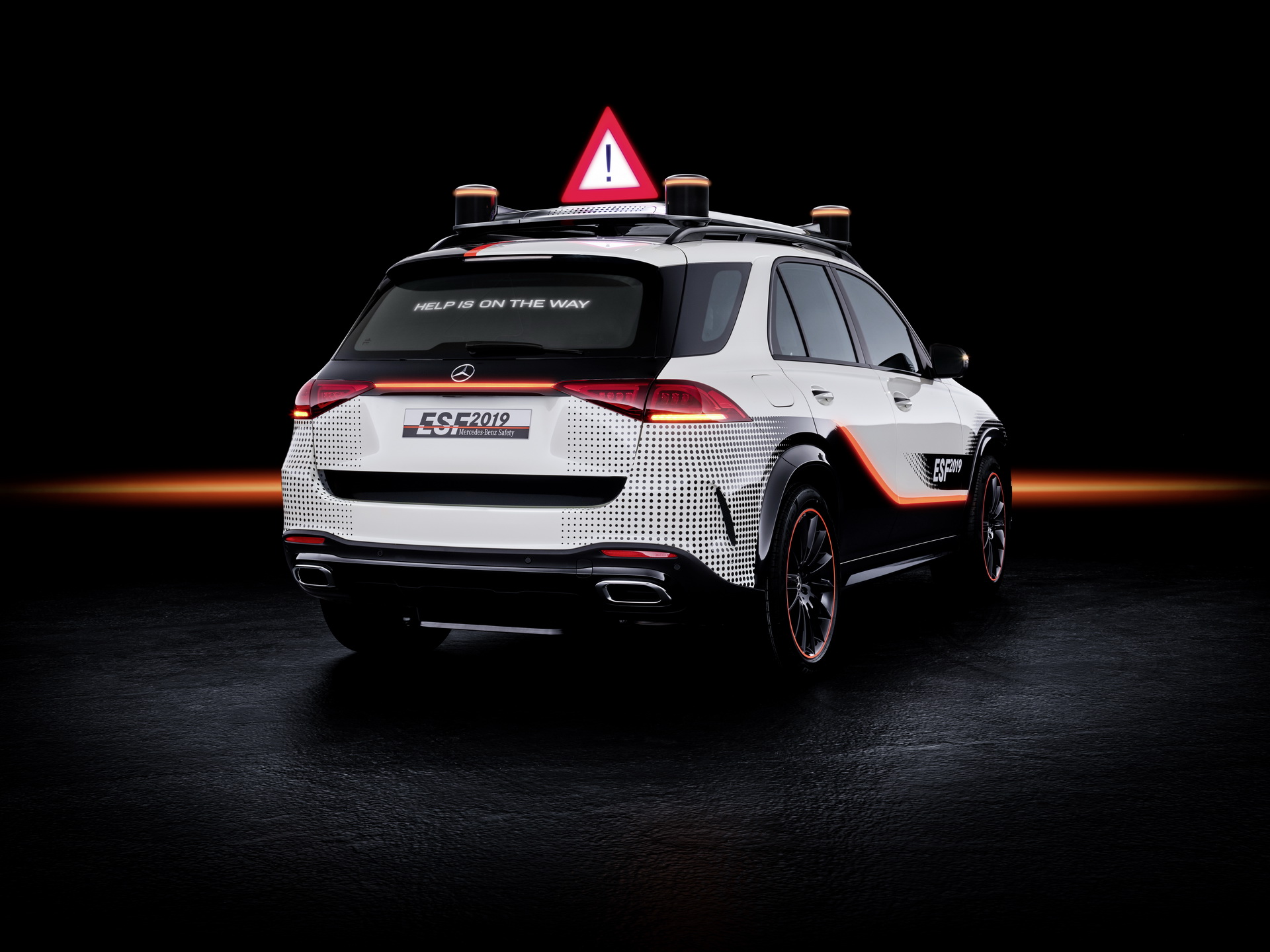 Mercedes’ New Experimental Safety Vehicle Is The World’s Most Clever GLE