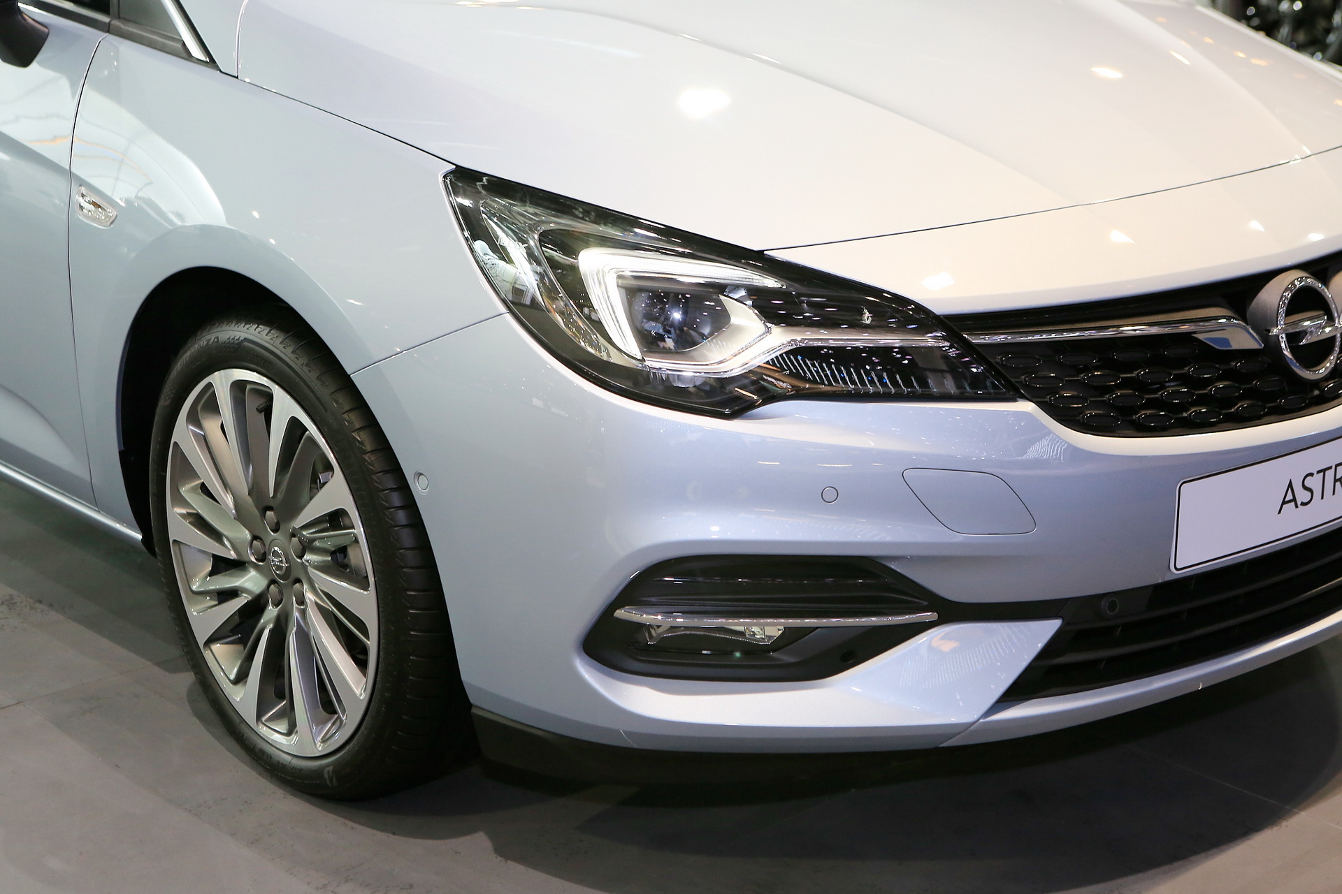 Facelifted 2020 Opel Astra Hatch Goes Back To Where It All Started