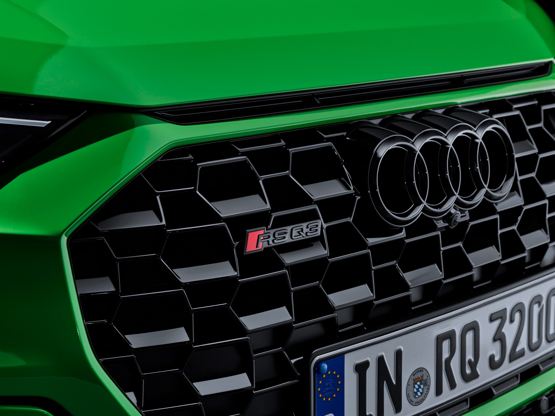 Audi RS Q3 And RS Q3 Sportback Debut With 395 HP