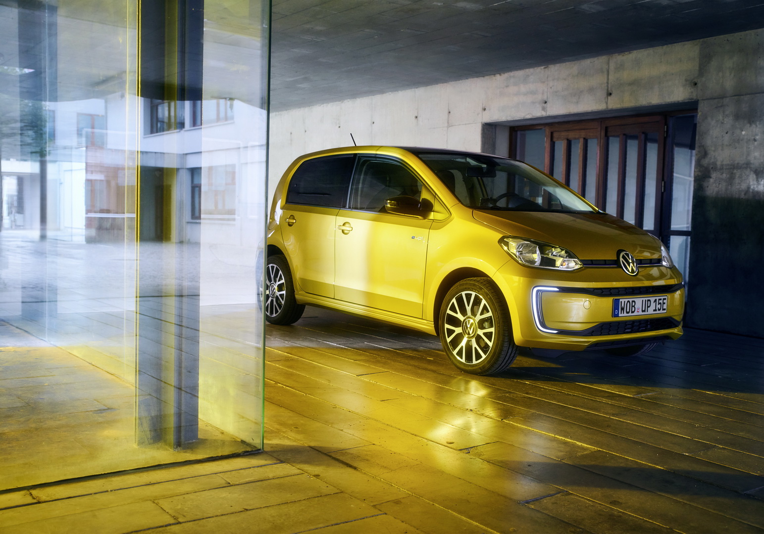 VW e-Up!, e-Beetle Go Racing In Inaugural Mille Miglia Green