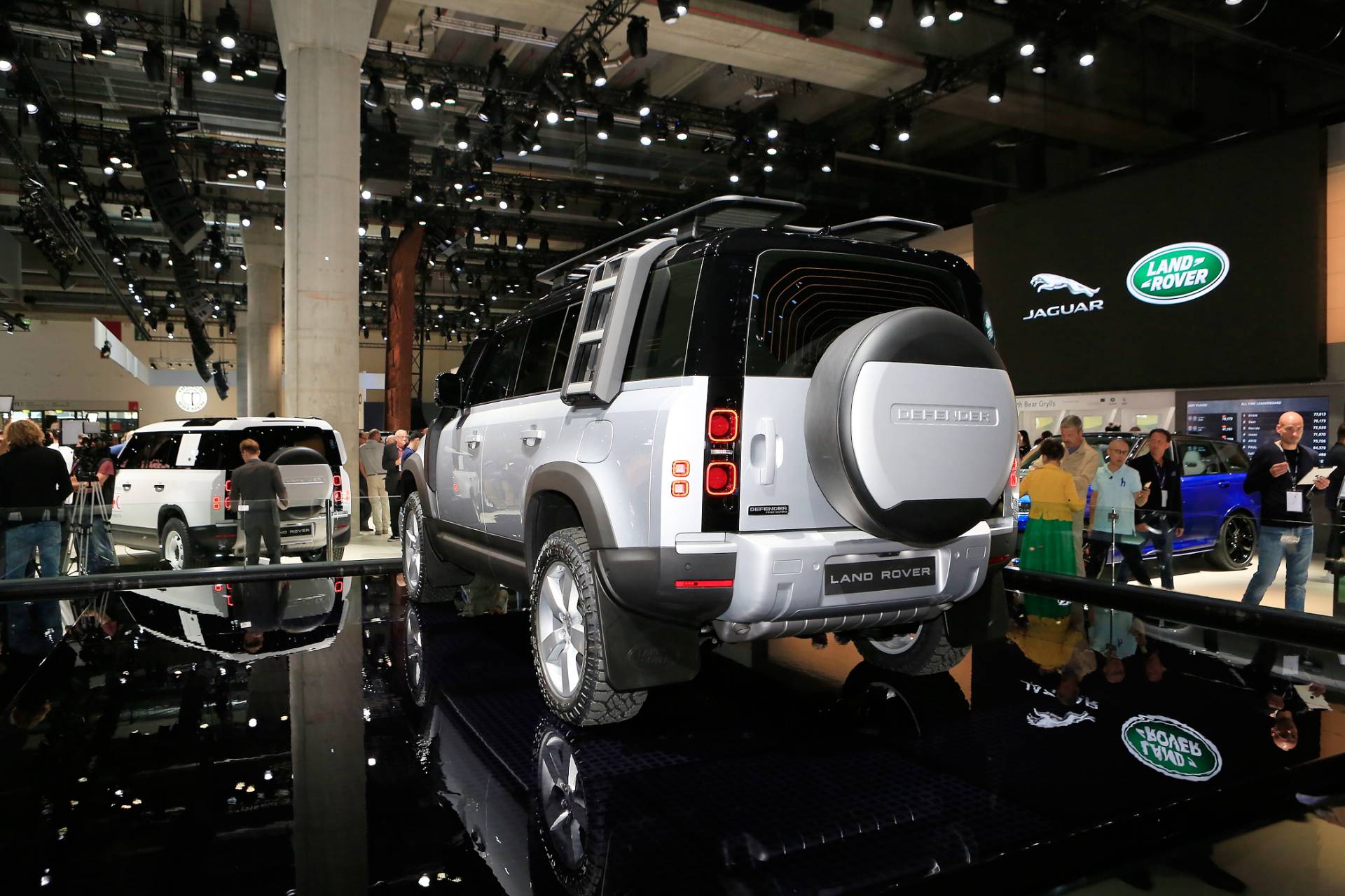 2020 Land Rover Defender Yours From $50,925 In The U.S., £45,240 In Britain