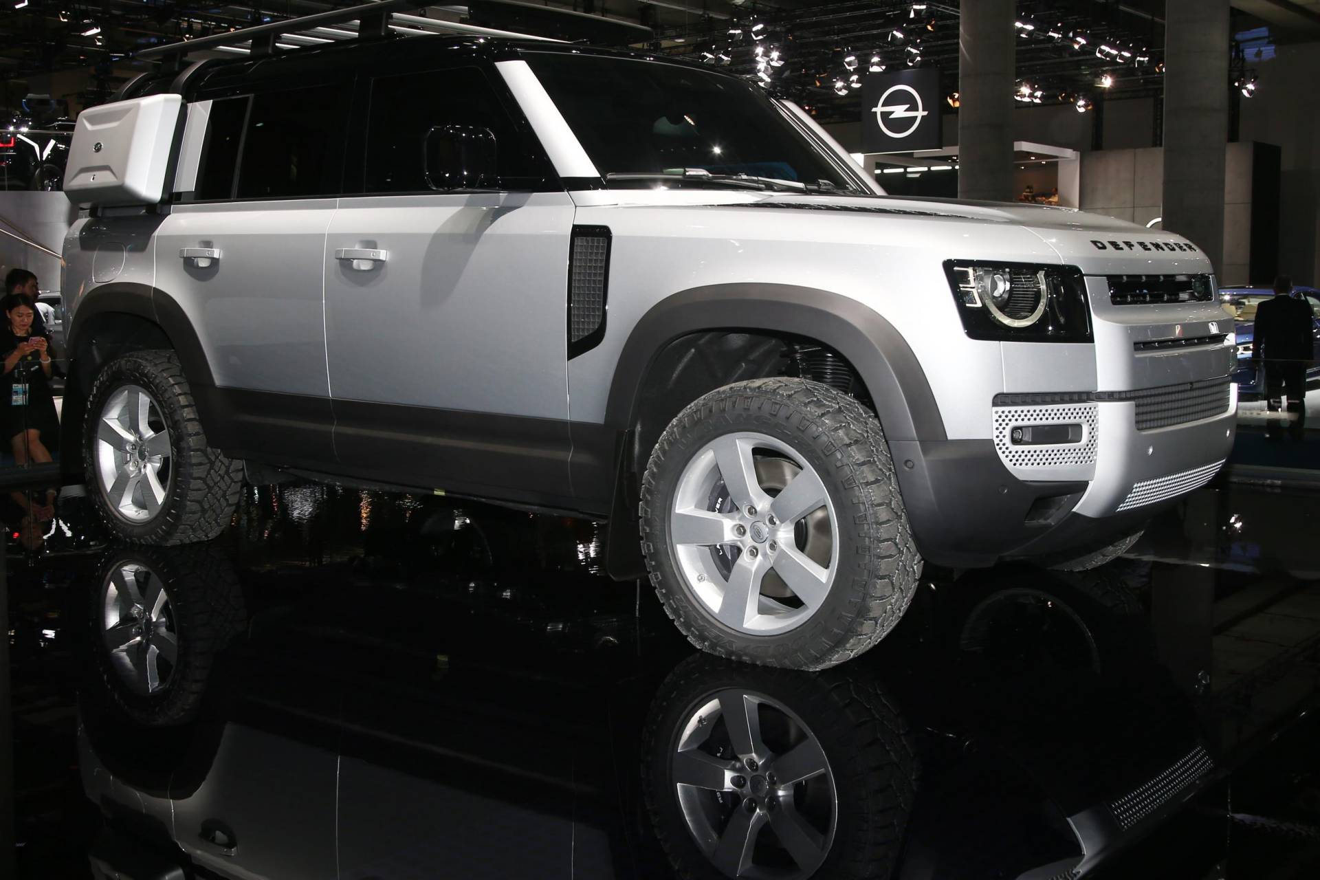 2020 Land Rover Defender Yours From $50,925 In The U.S., £45,240 In Britain