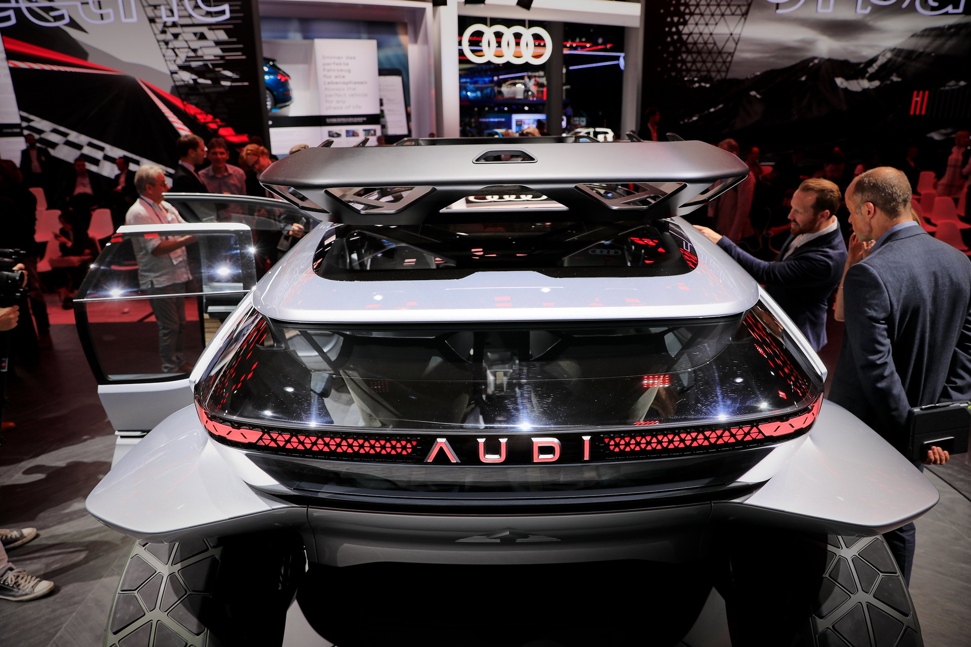 Audi’s AI:TRAIL quattro Is An Off-Road Concept Out Of This World