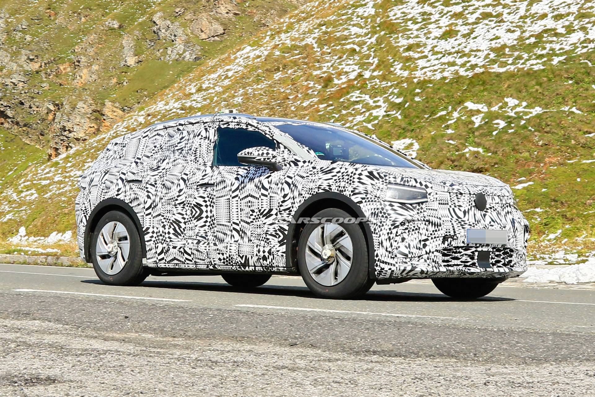 2021 VW ID.4 Compact Electric Crossover Spotted Testing Alongside ID.3 Hatch