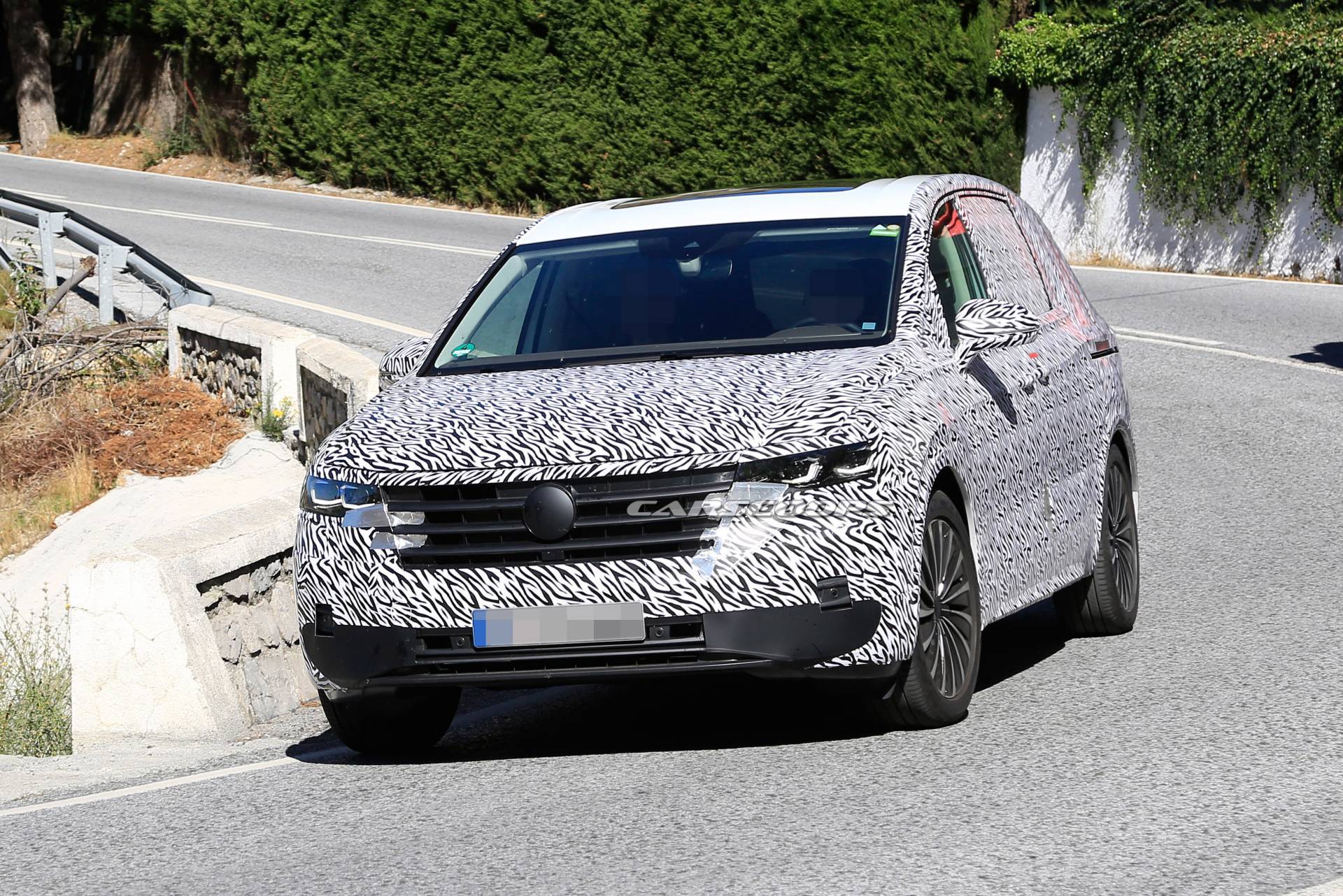 VW’s Massive 2020 Viloran Minivan For China Spotted Testing In Europe