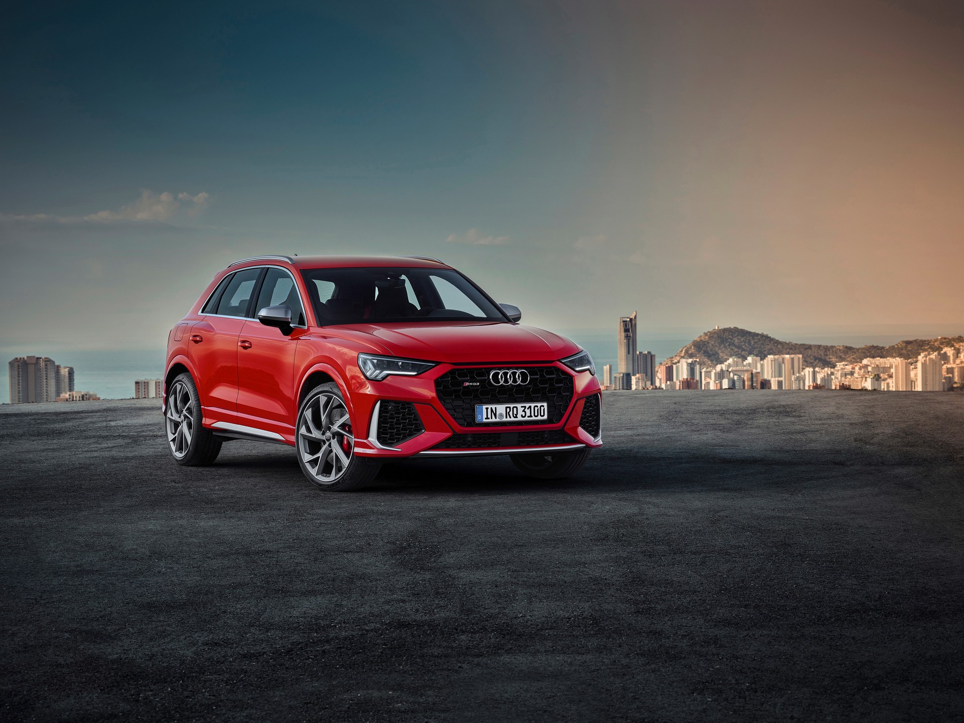Audi RS Q3 And RS Q3 Sportback Debut With 395 HP