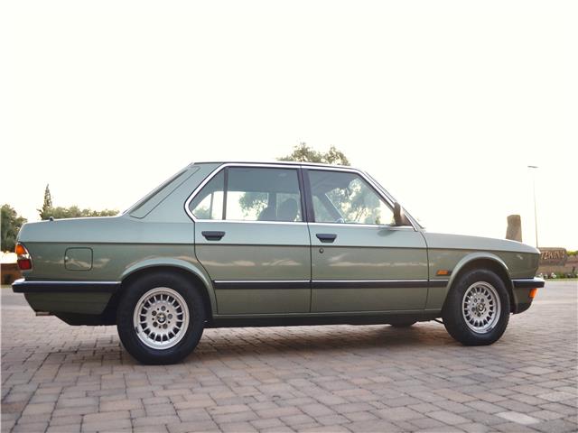1985 BMW 518i With Reasonably Low Mileage Looks Good But Goes For $22k