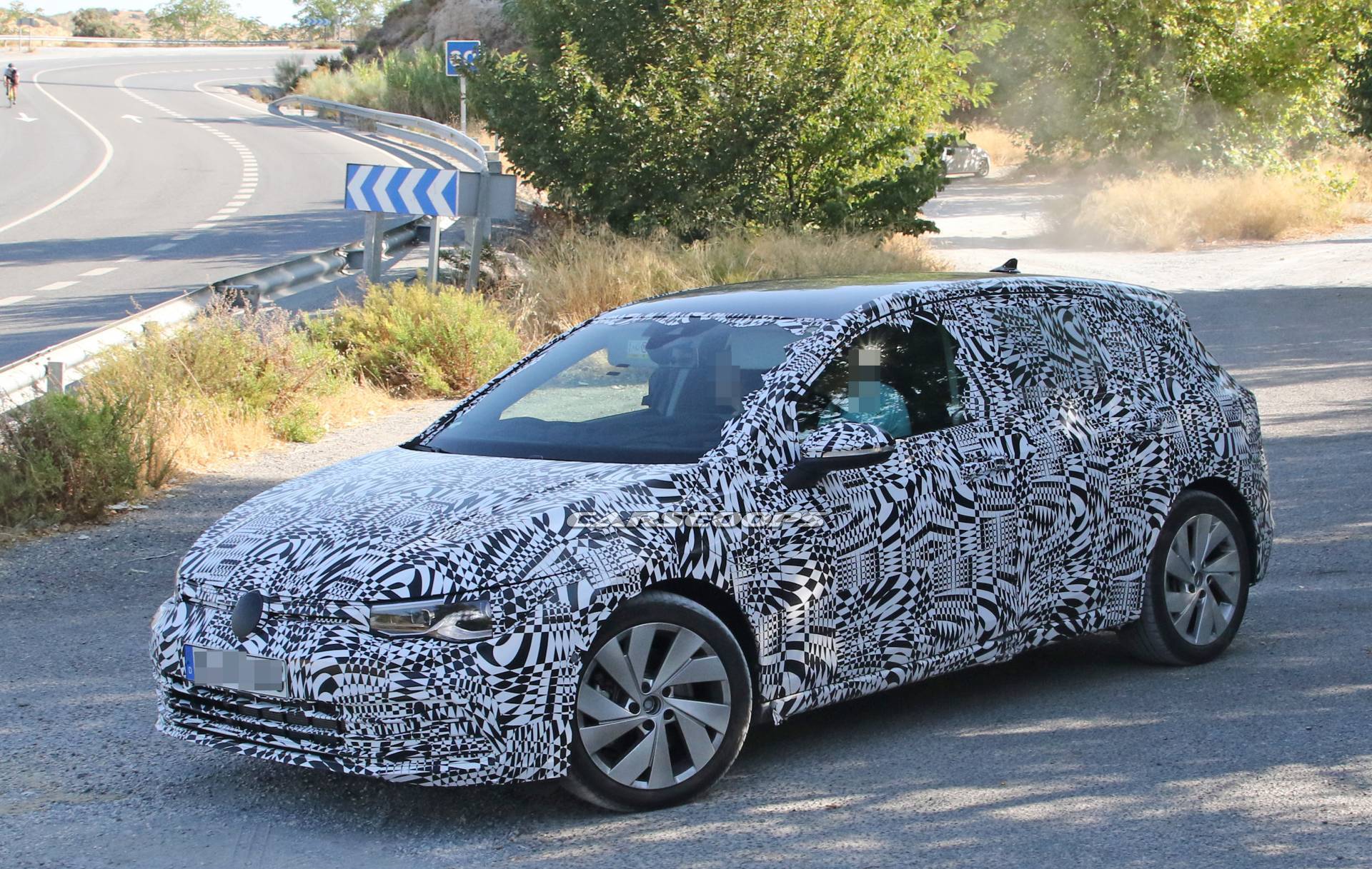 2020 VW Golf GTE Coming As The Fuel Efficient Fast Hatch For TDI Haters