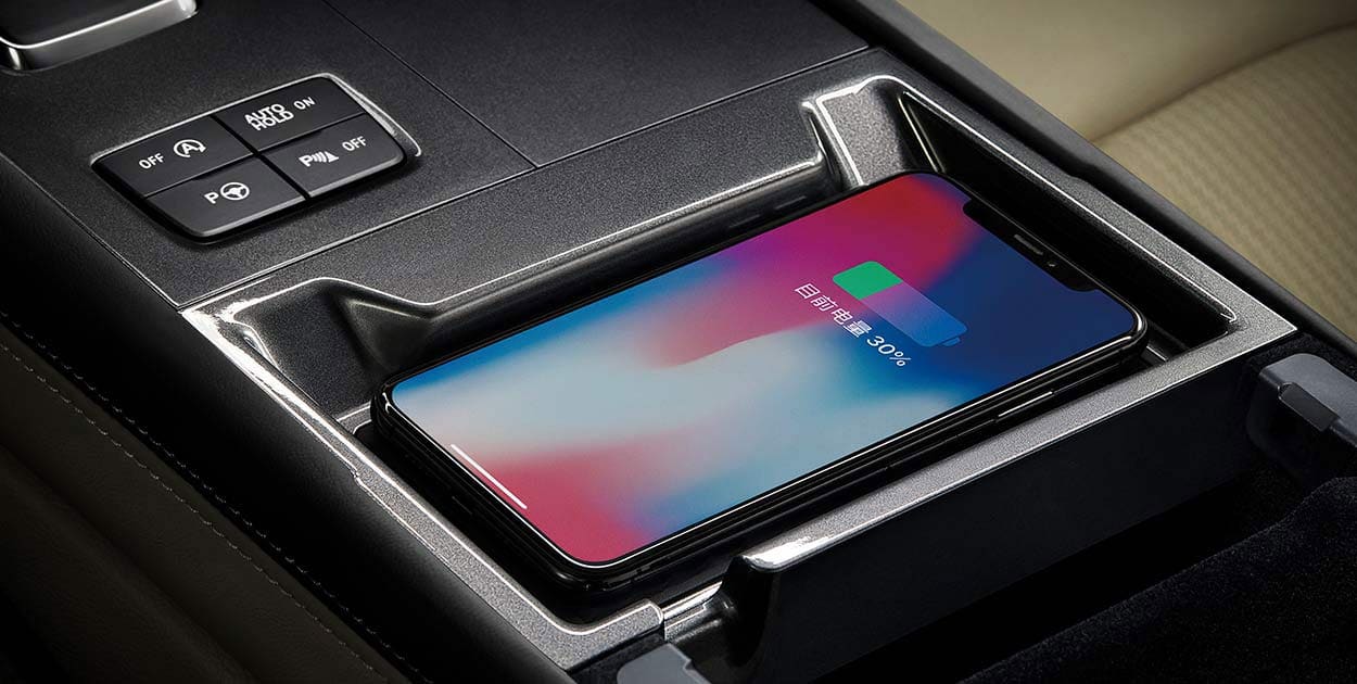 2020 Ford Taurus Vignale Boasts 12.8-Inch Tablet Touchscreen In China