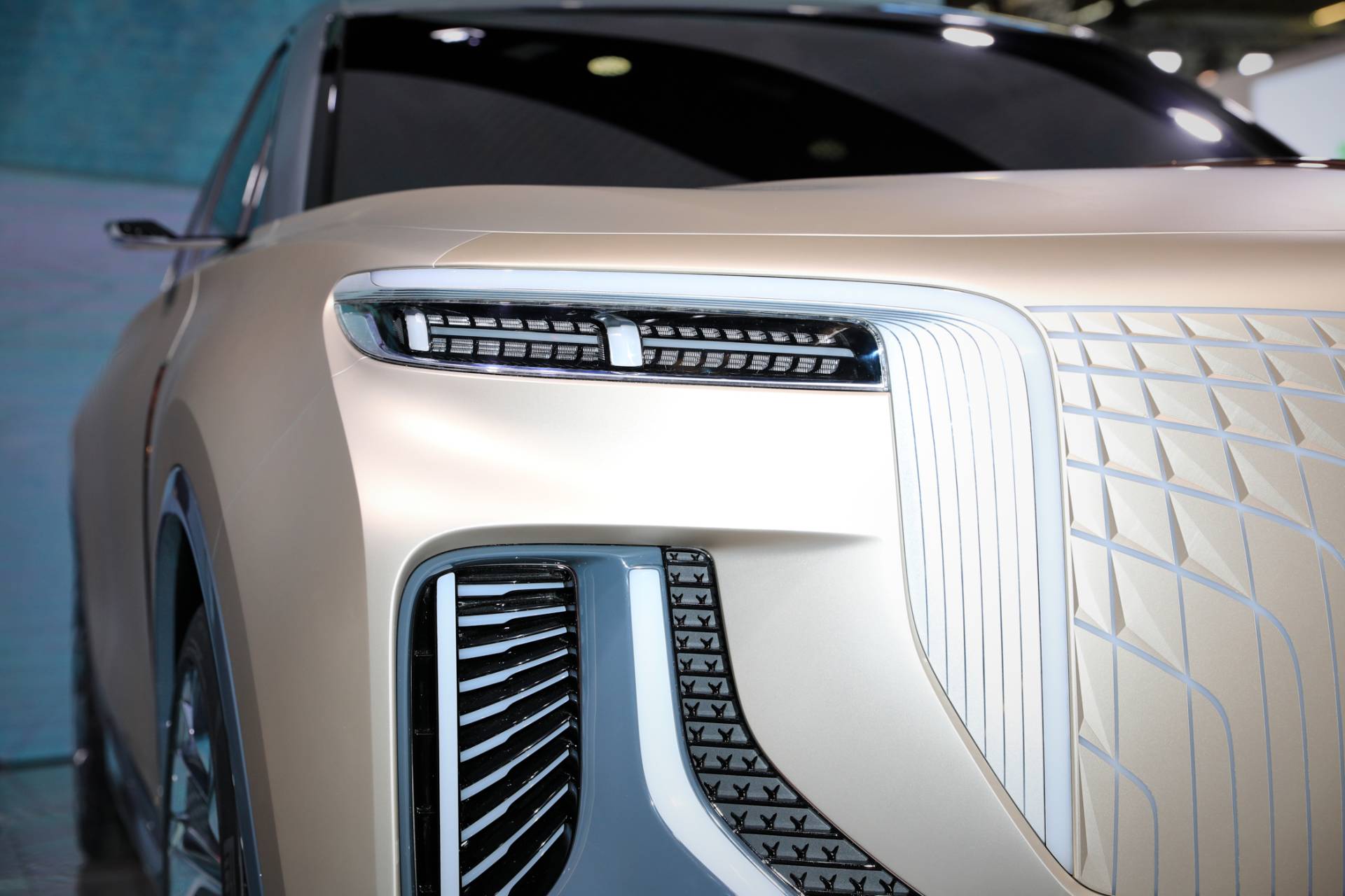 Hongqi Crashes Frankfurt Party With 1,400HP S9 Hybrid Hypercar And 373-Mile E115 Electric SUV