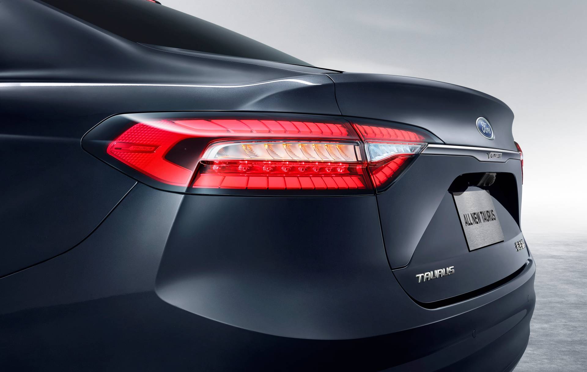 2020 Ford Taurus Vignale Boasts 12.8-Inch Tablet Touchscreen In China