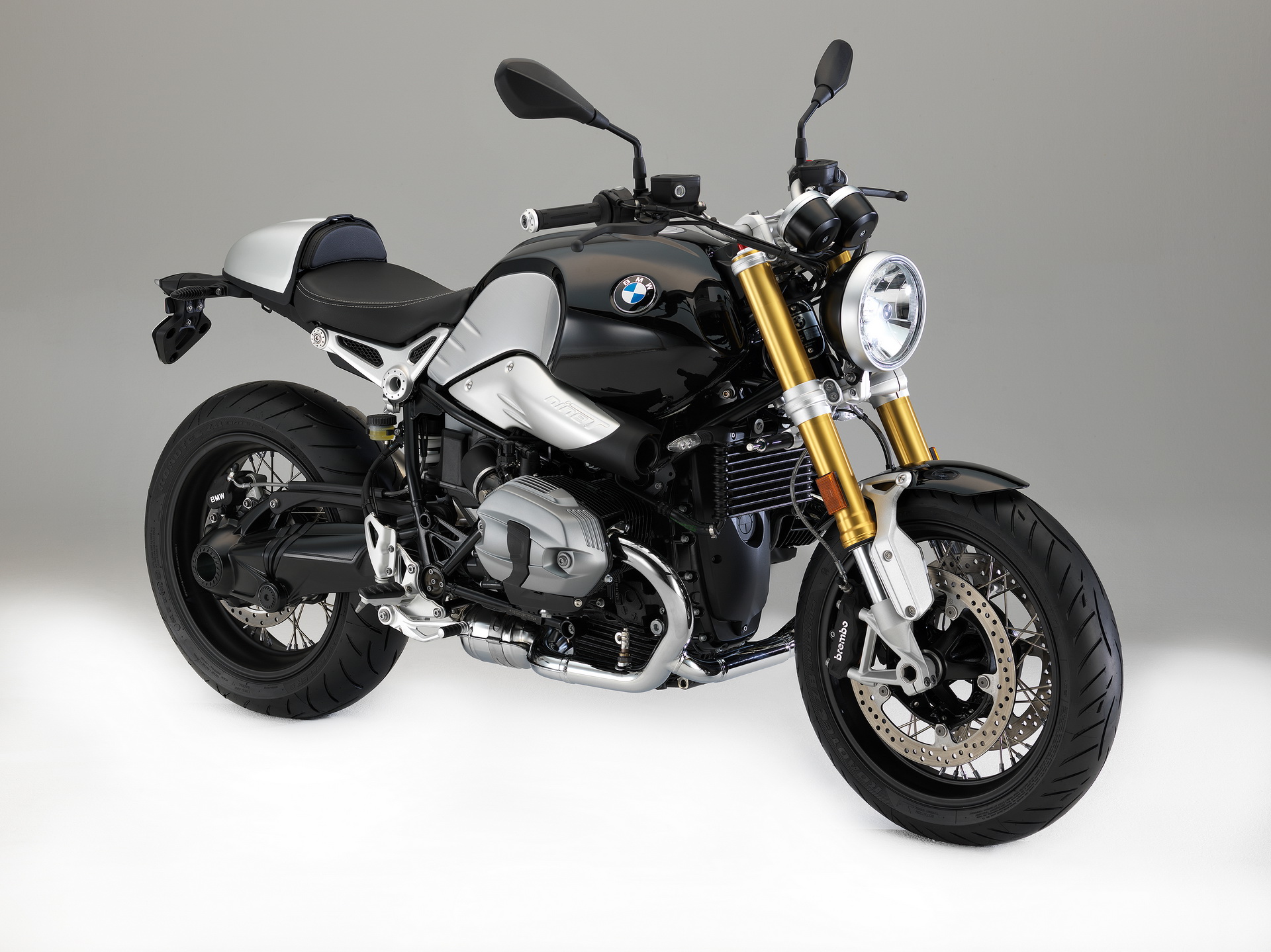 BMW Rides Into Frankfurt With Bevy Of Bikes, Including Electric Vision DC Roadster Concept